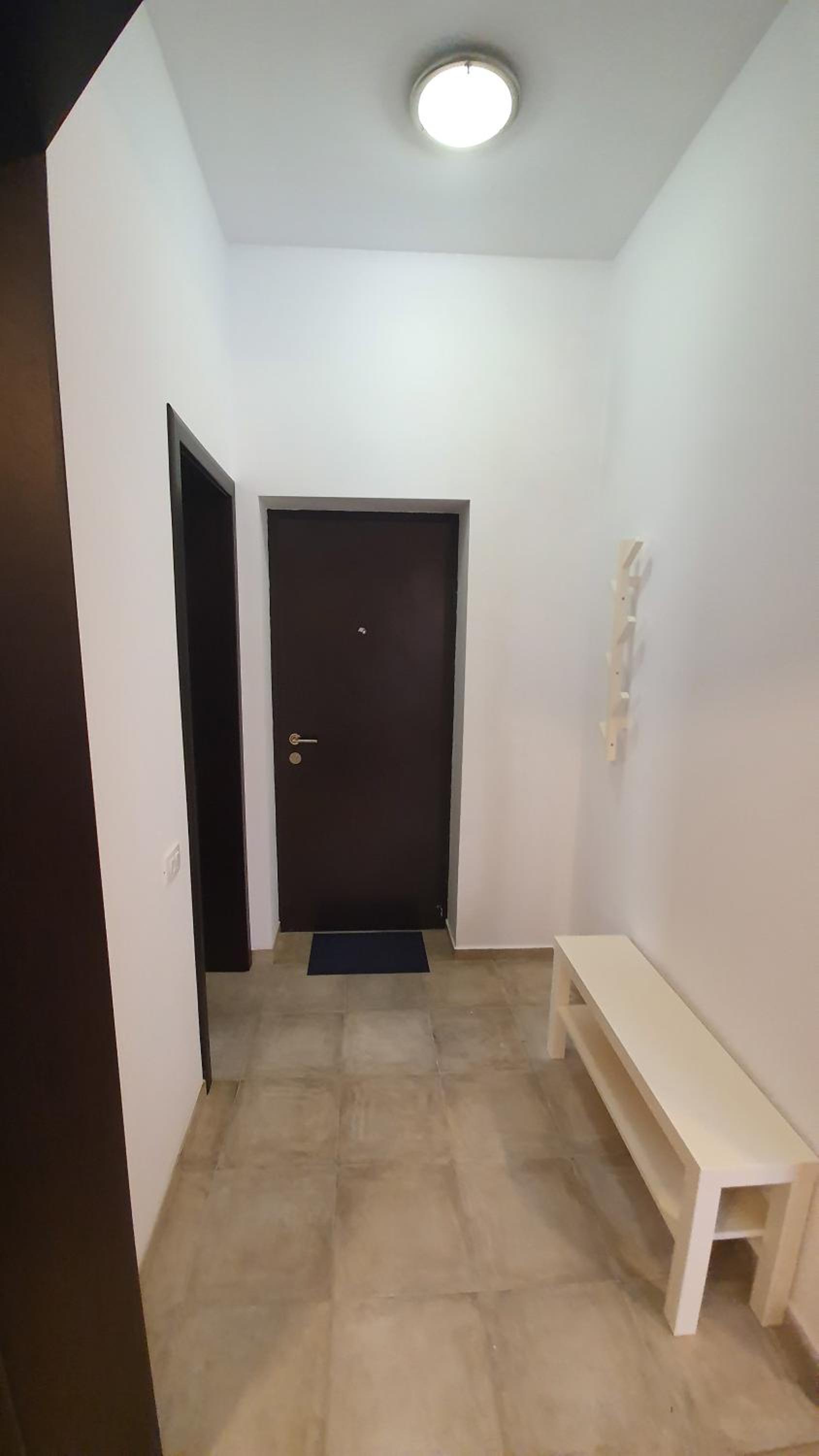 One-Bedroom Apartment - Photo 5