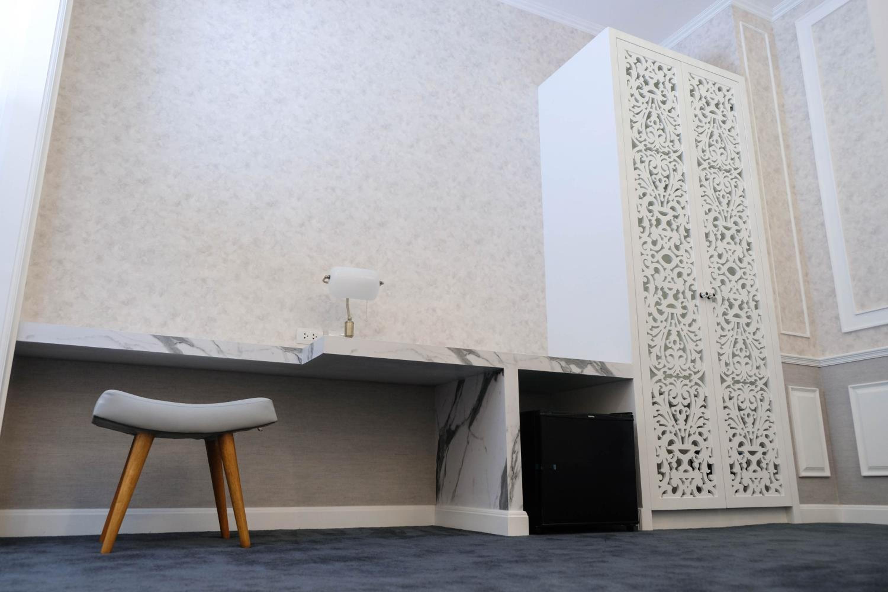 Suite  - Photo 4