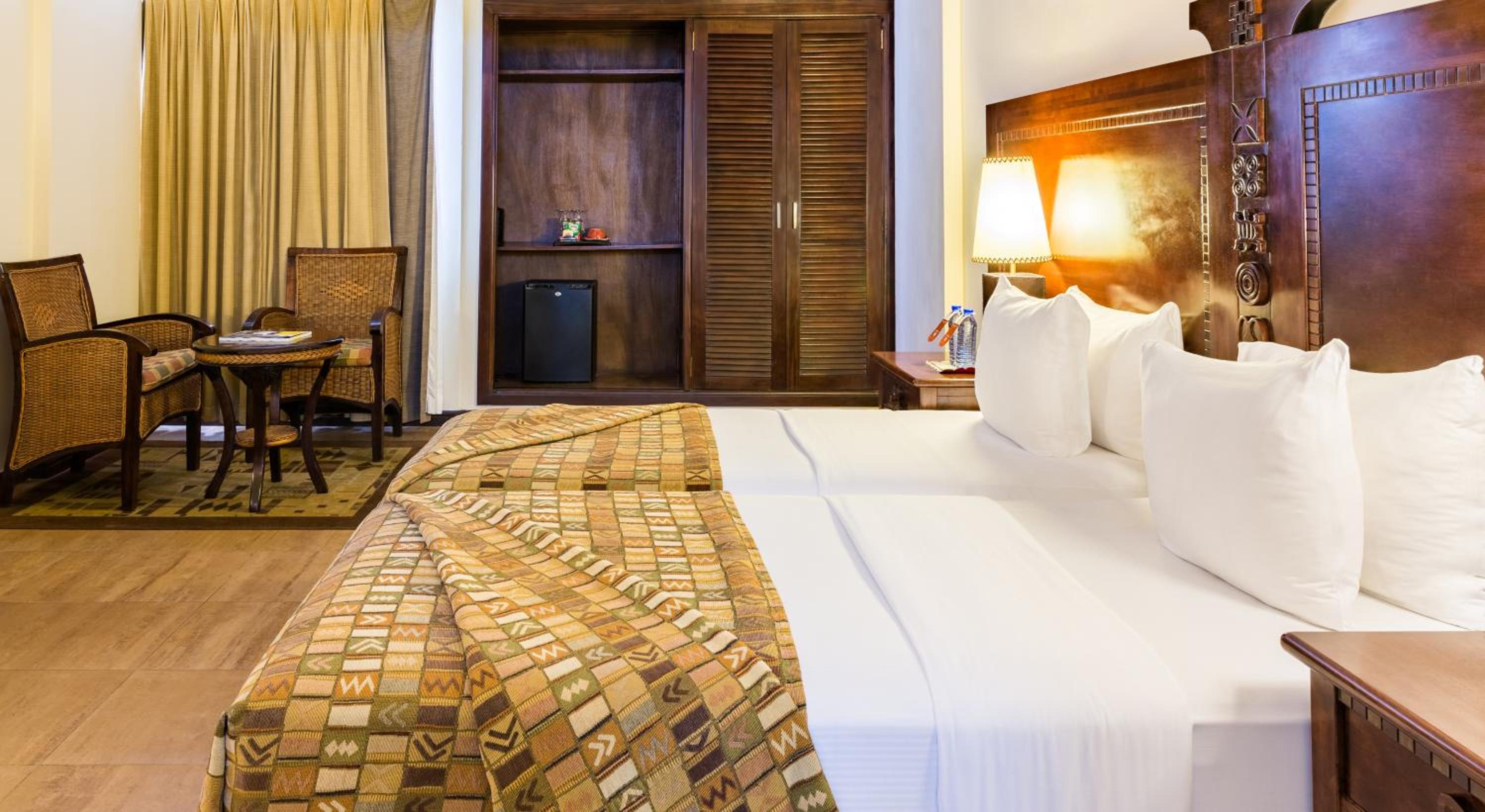 Club Twin Room