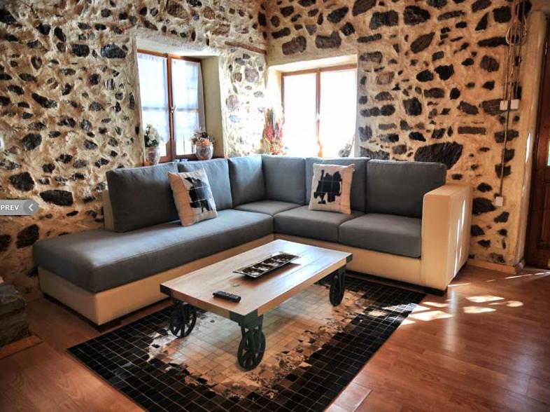 Superior Split-Level Villa photo 1