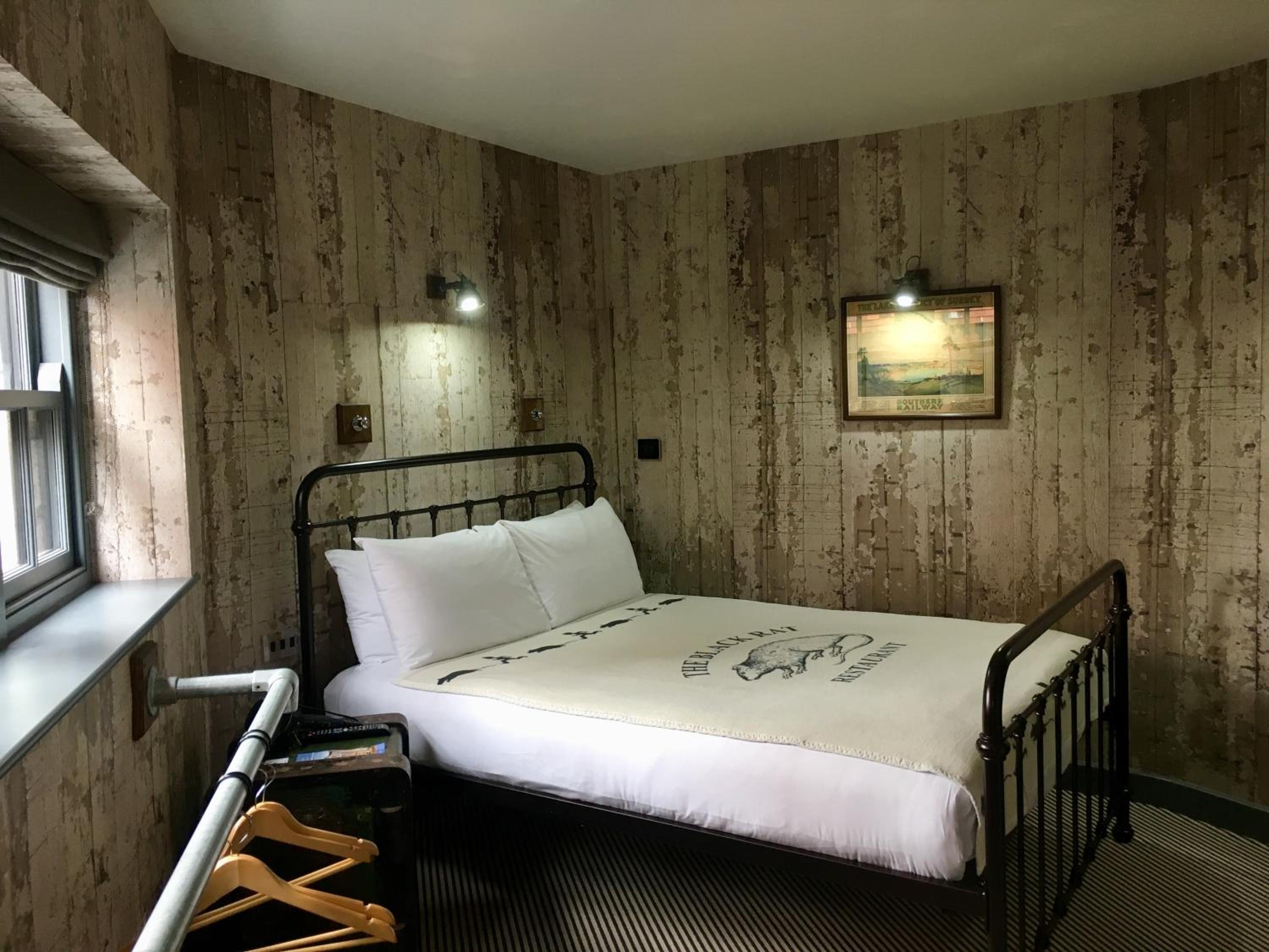 Double Room - Photo 5