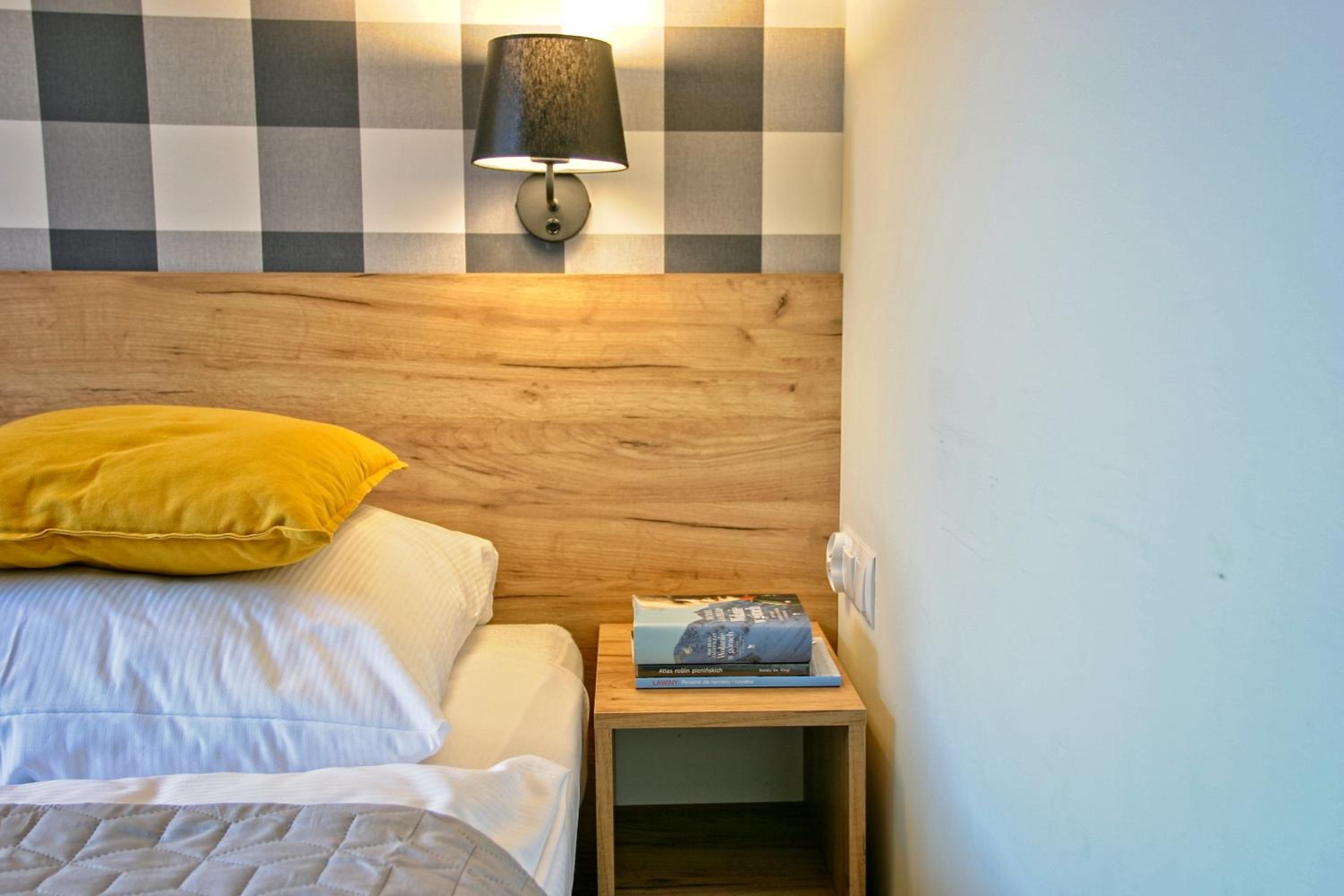 One-Bedroom Apartment - Photo 1