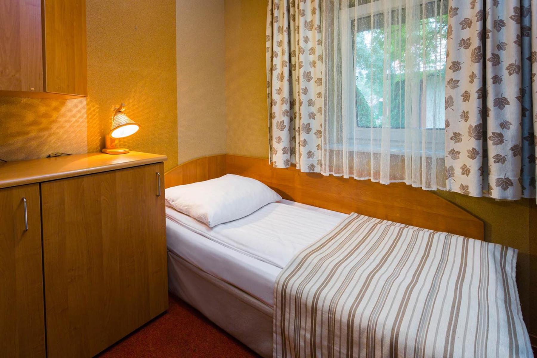 Bungalow (3 Adults) photo 3