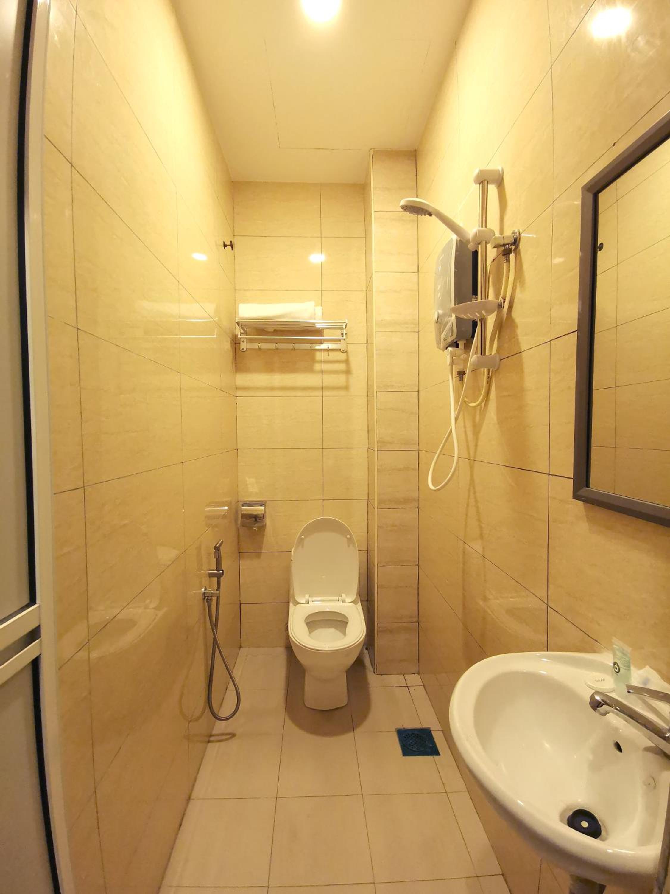 Deluxe King Room - Photo 4