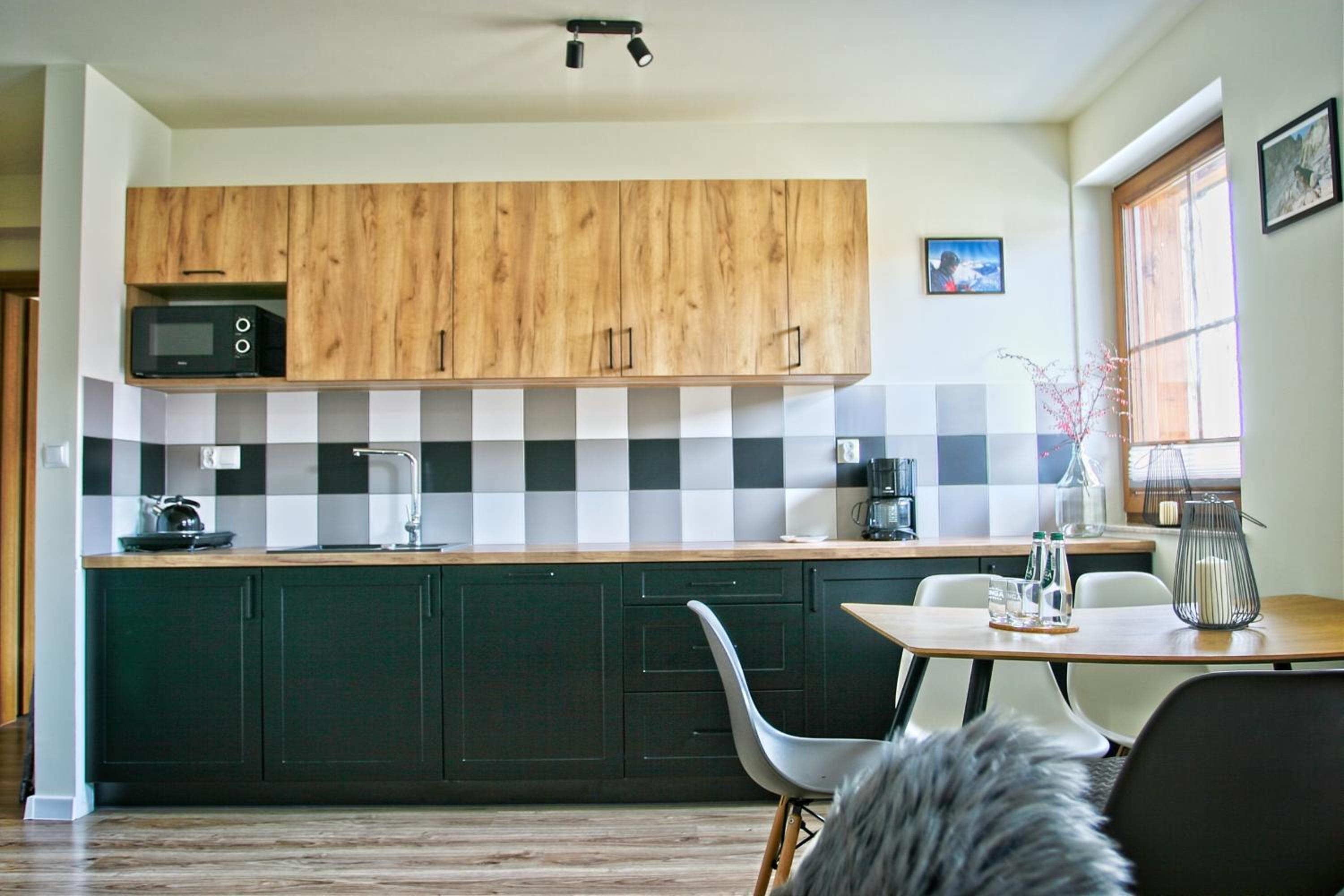 One-Bedroom Apartment - Photo 4