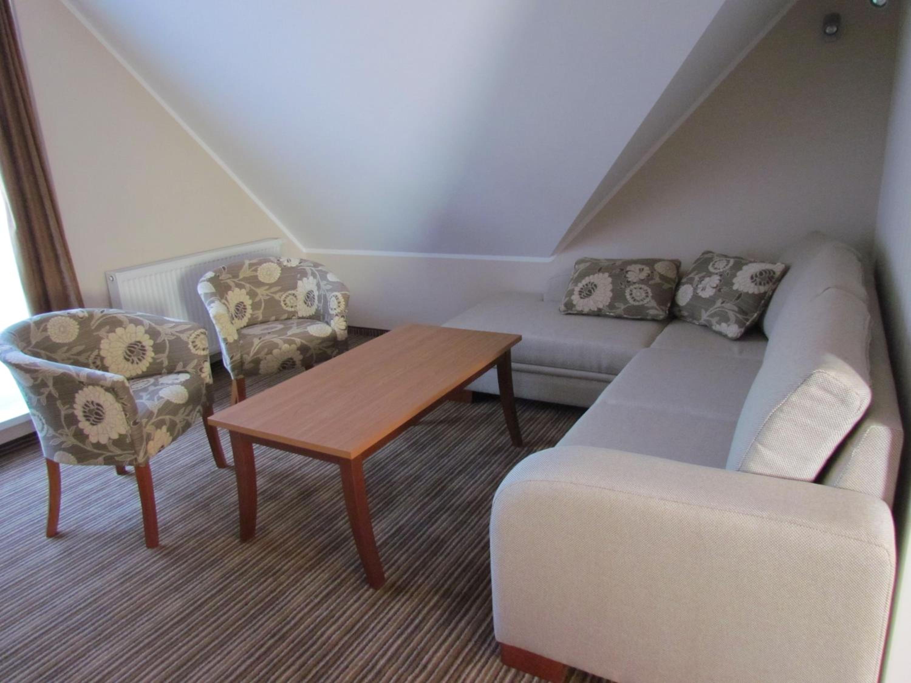 Deluxe Double or Twin Room photo 2