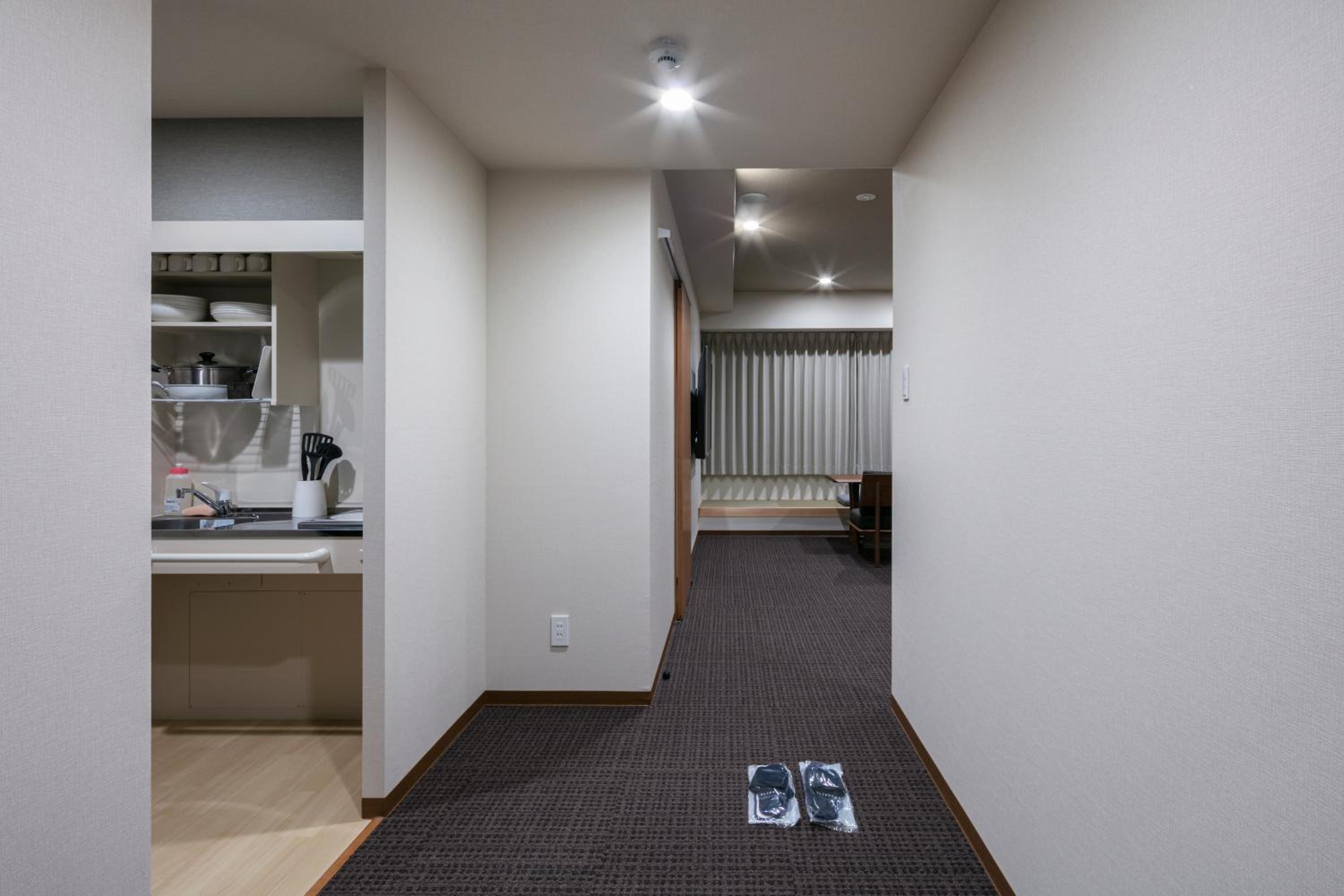Superior Suite - Photo 14