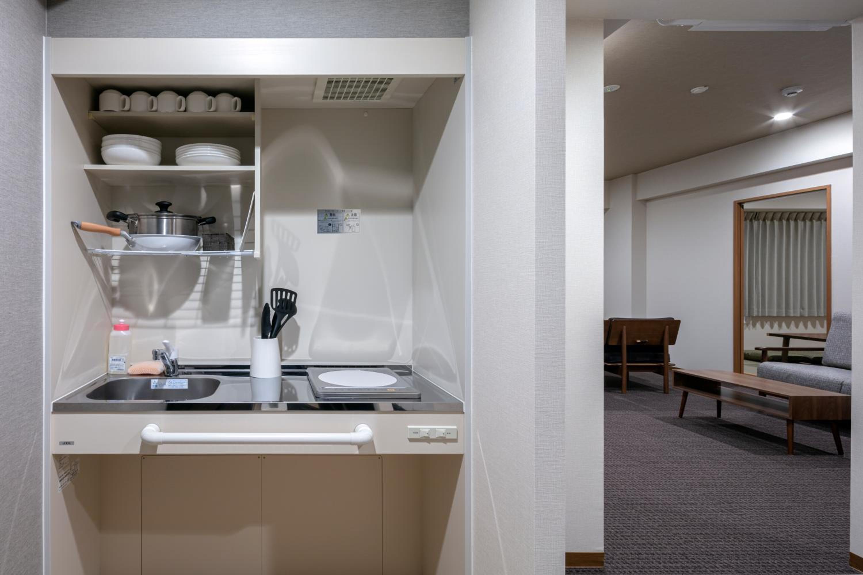 Superior Suite - Photo 16