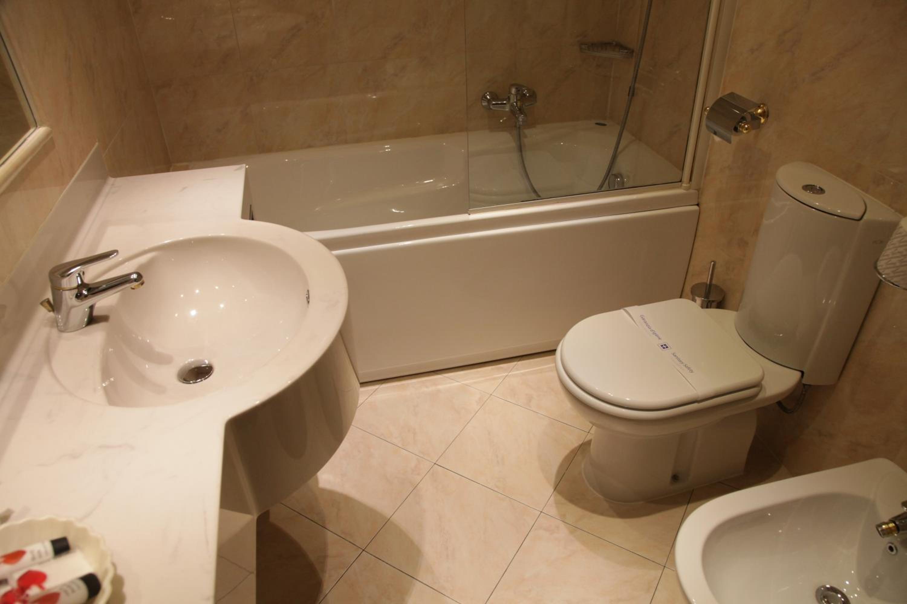 Superior Twin Room - Photo 7