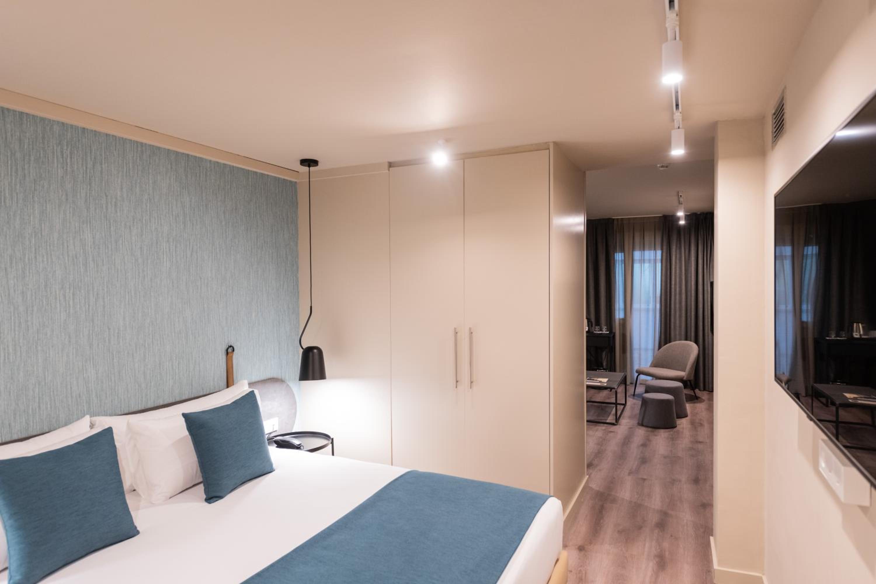 Double or Twin Room photo 2