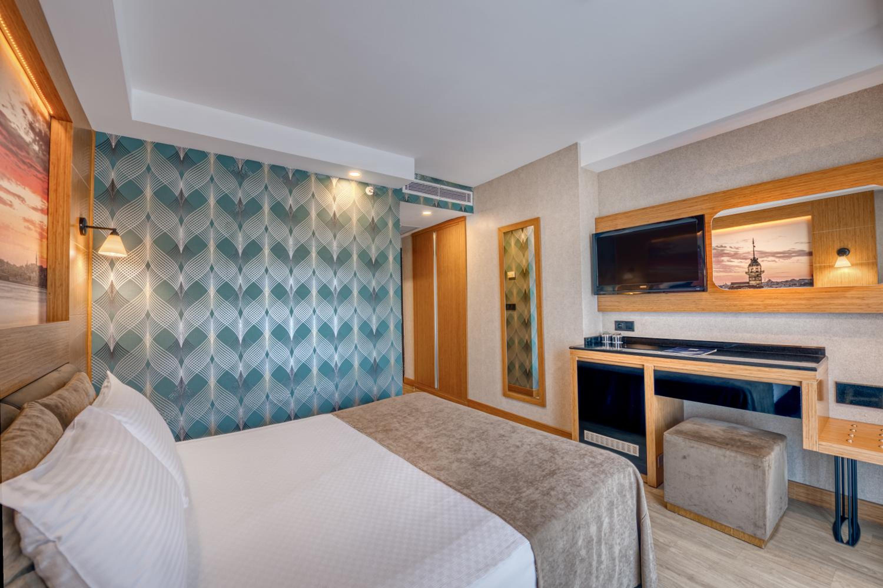 Economy Double Room with Land View