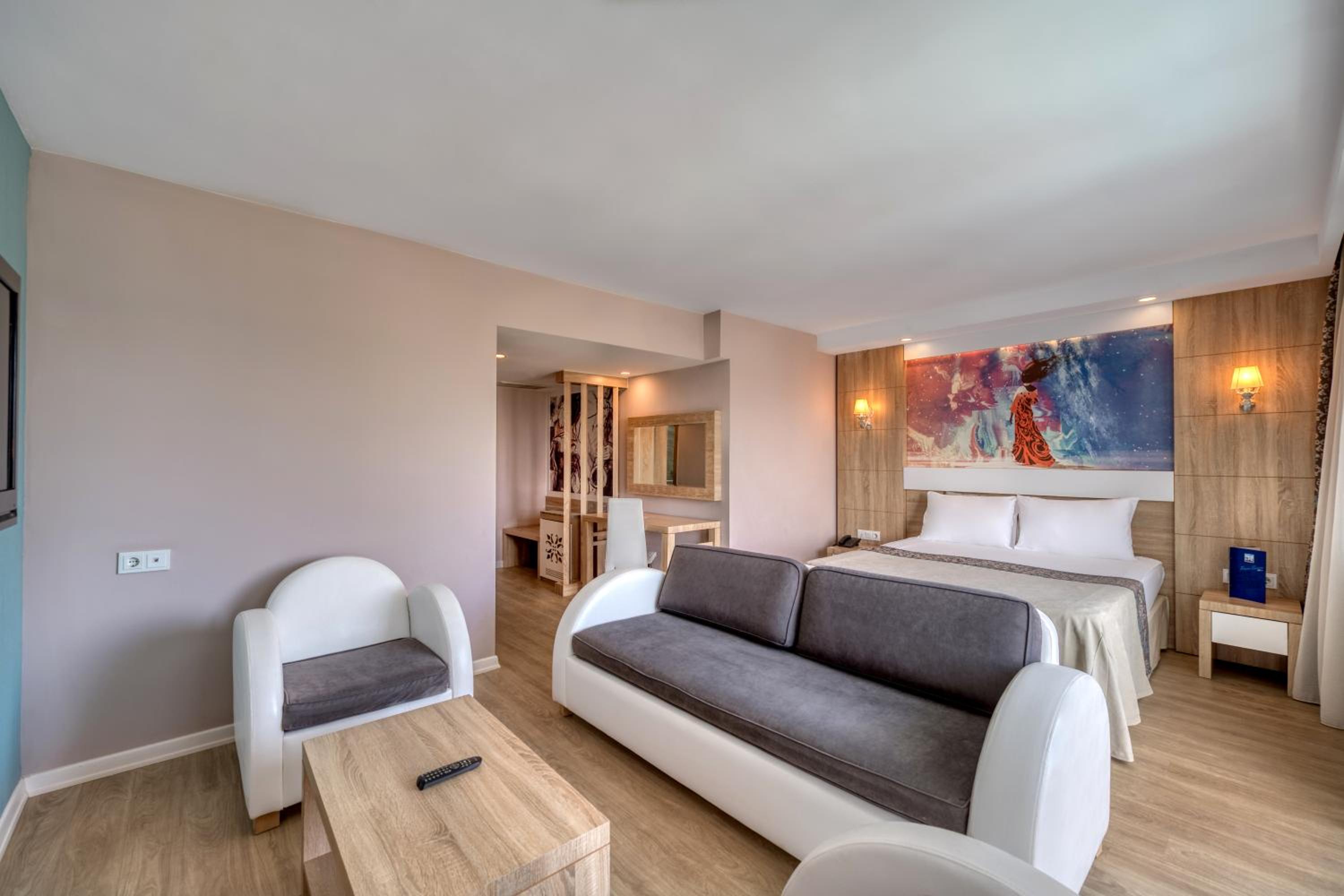 Junior Suite with Sea View