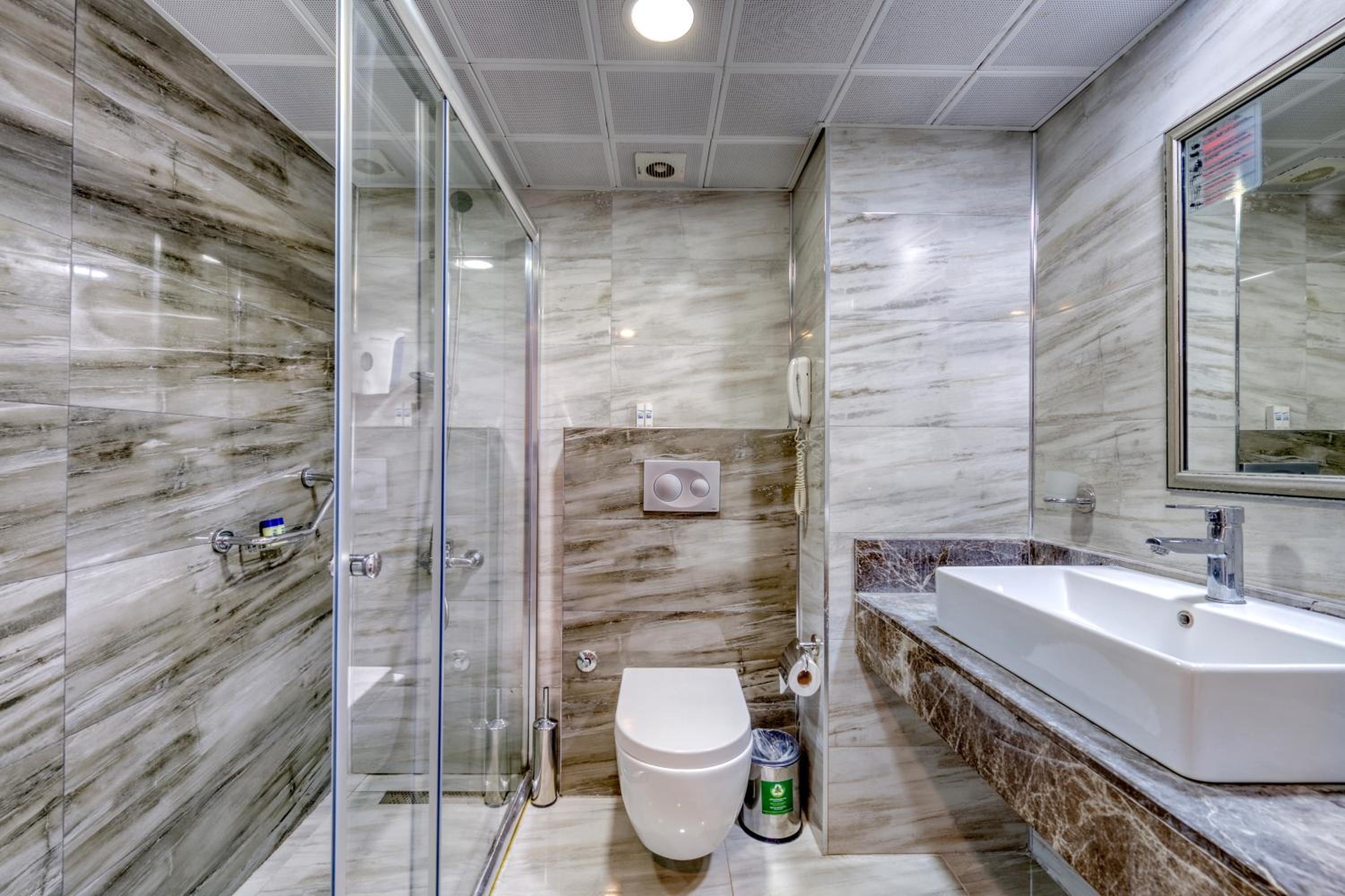 Junior Suite with Sea View thumbnail 6