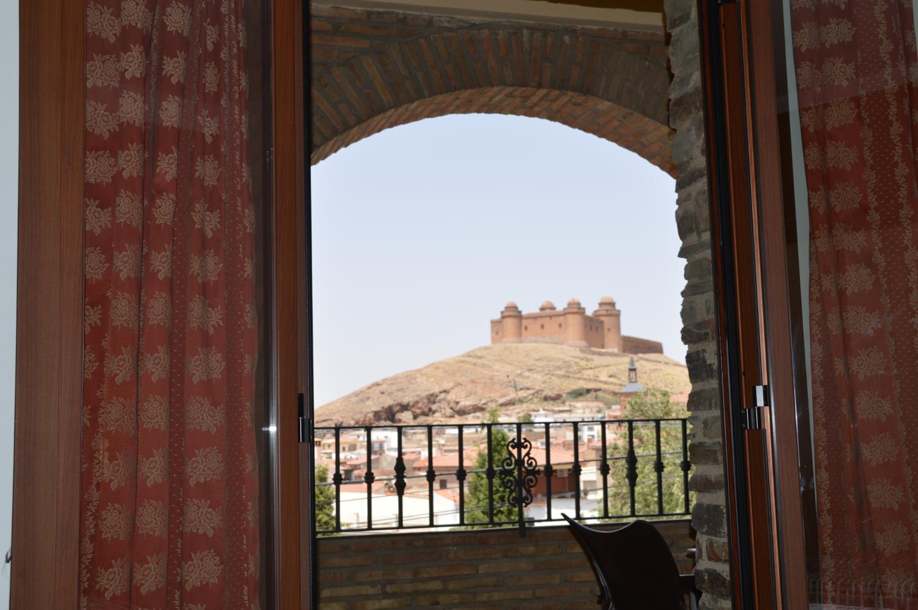 Twin Room with Terrace - Photo 3