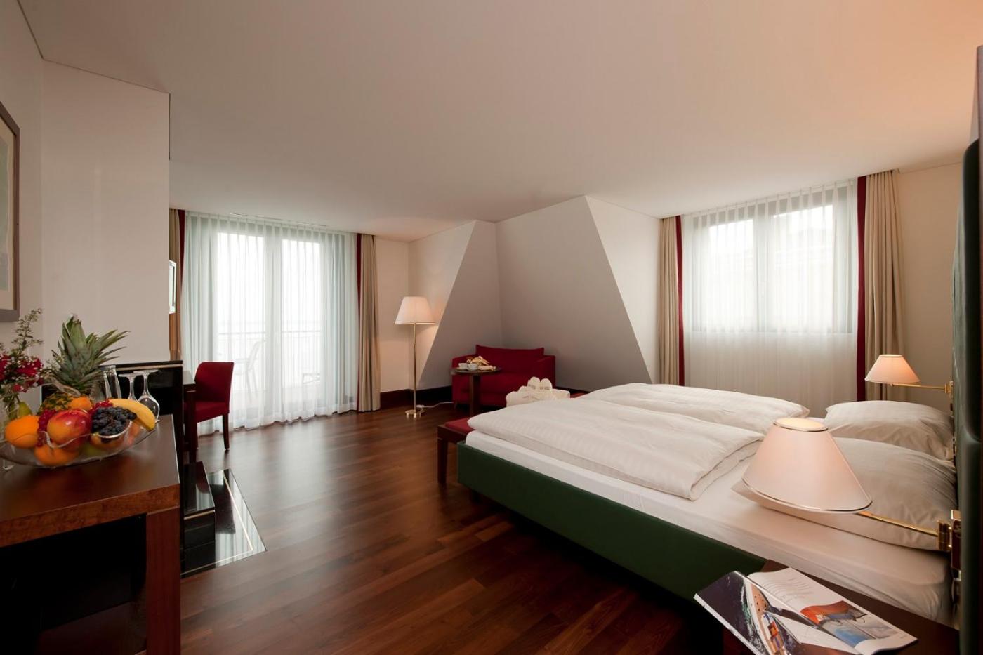 Superior Suite - Photo 4