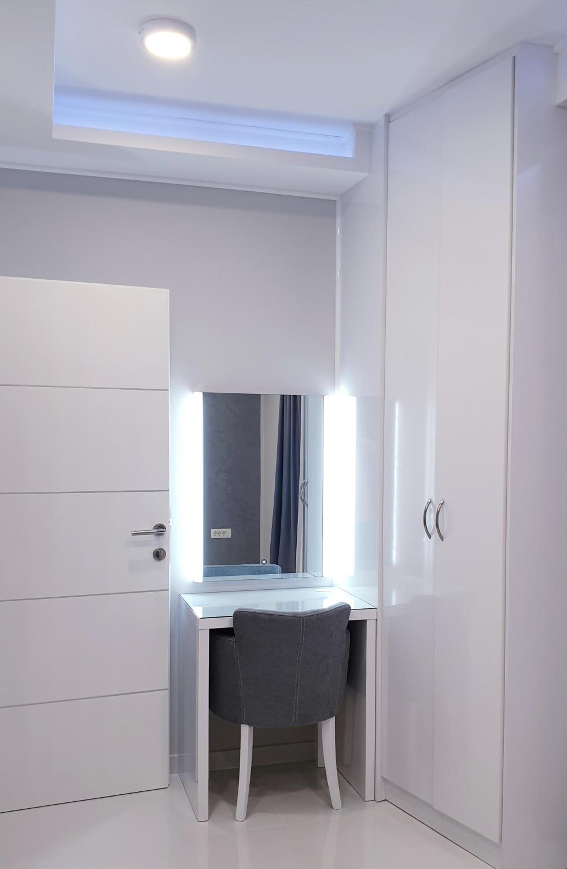 Two-Bedroom Apartment - Photo 6