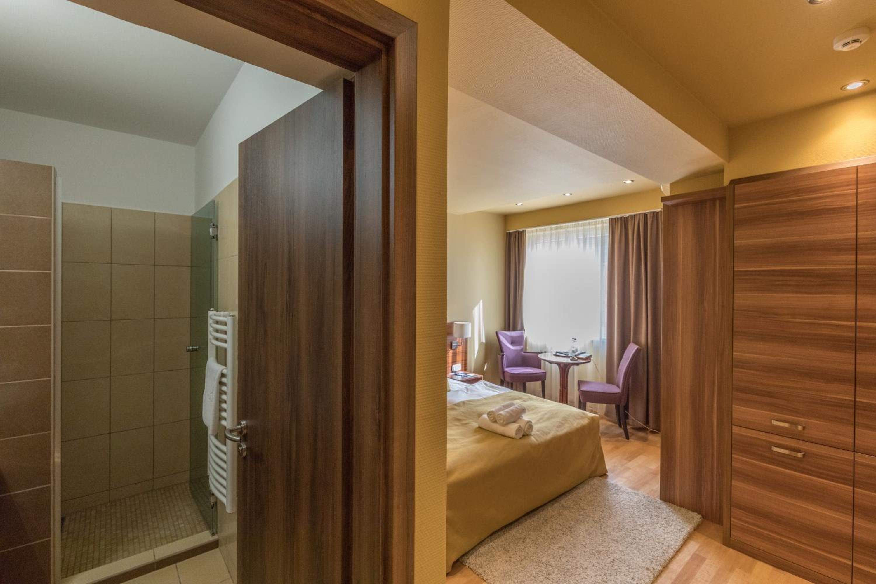 Double Room - Photo 1