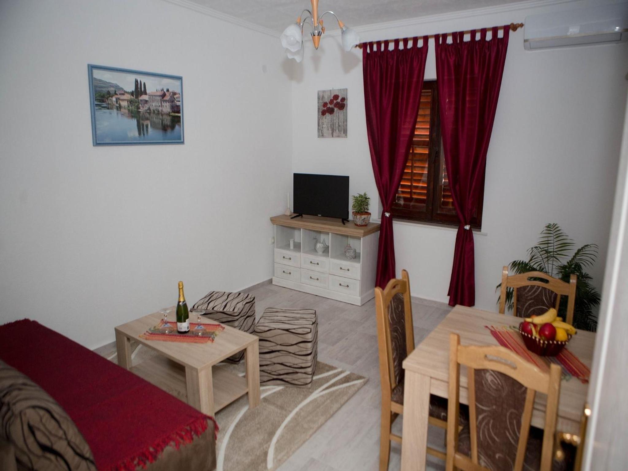 Apartment - Photo 47
