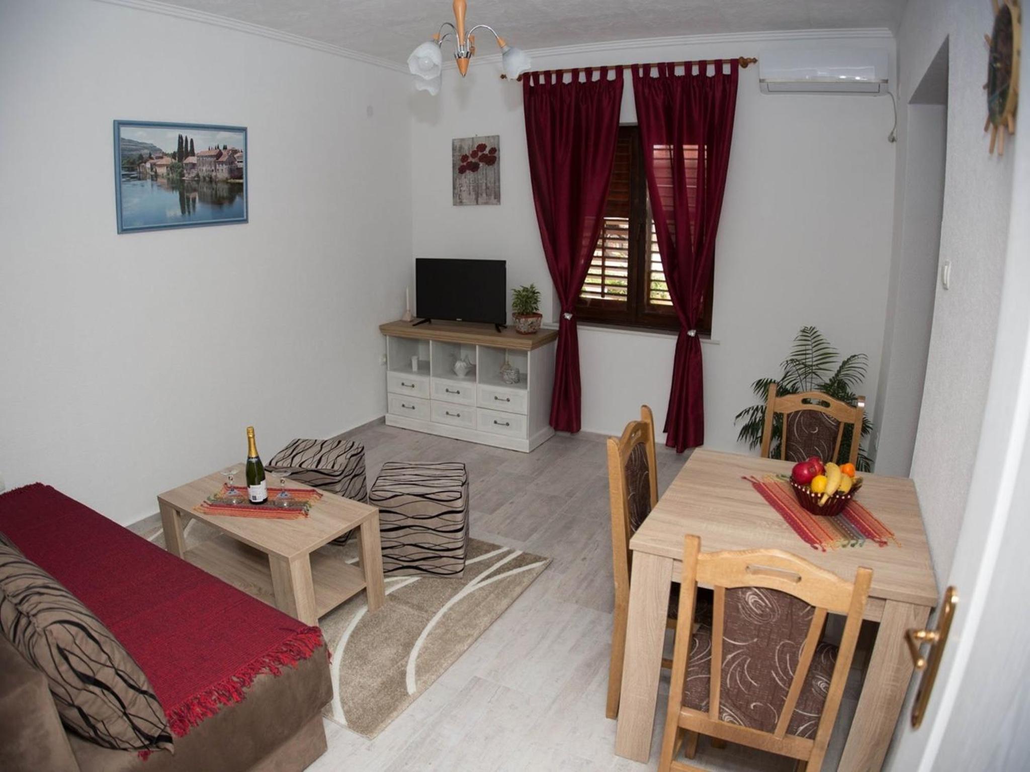 Apartment - Photo 45