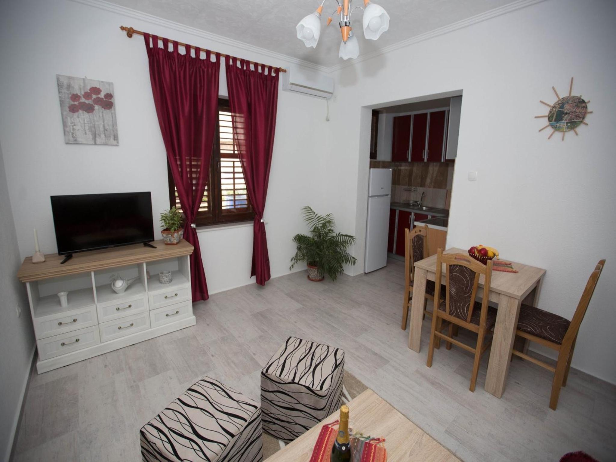 Apartment - Photo 42