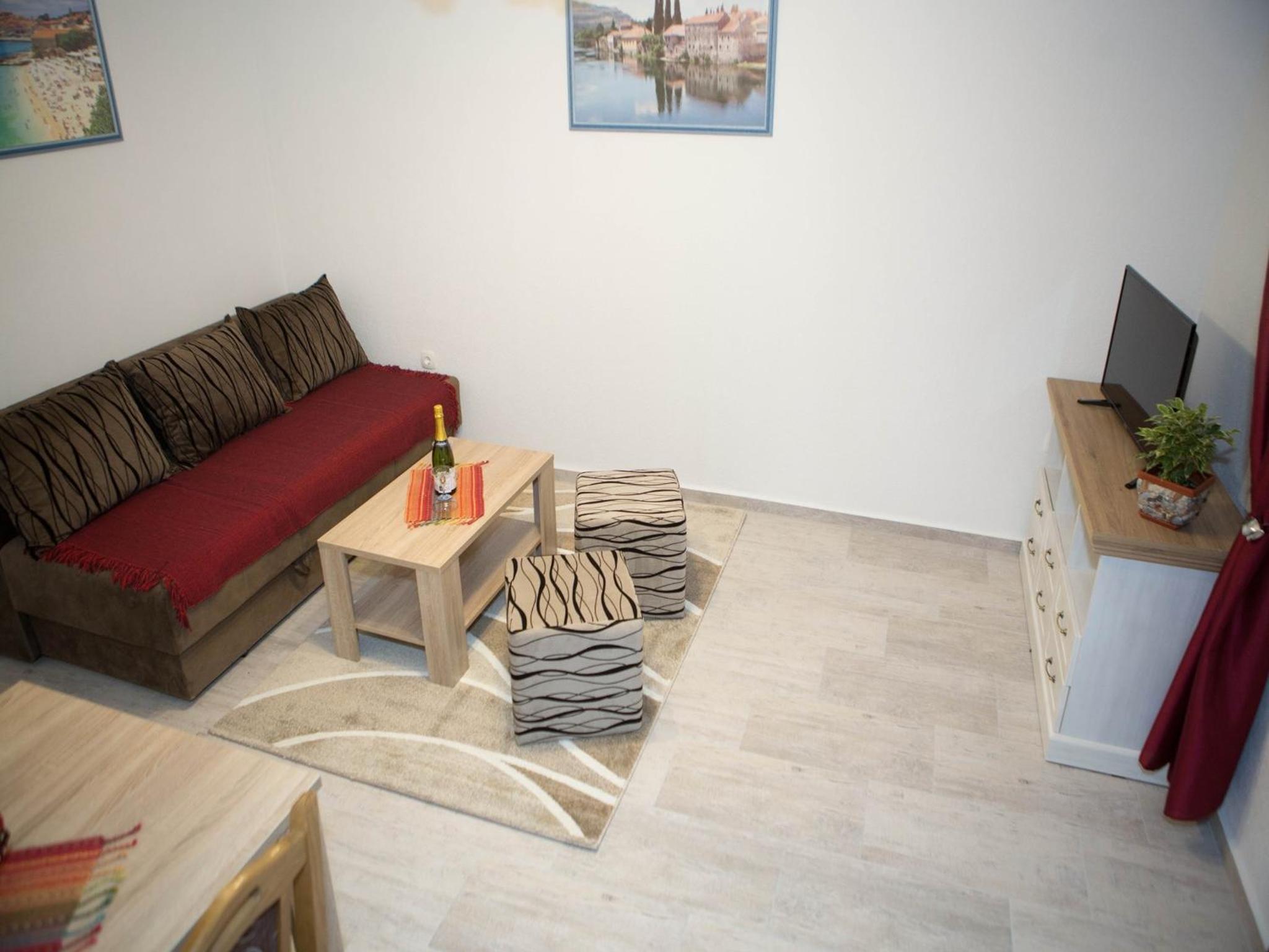 Apartment - Photo 40