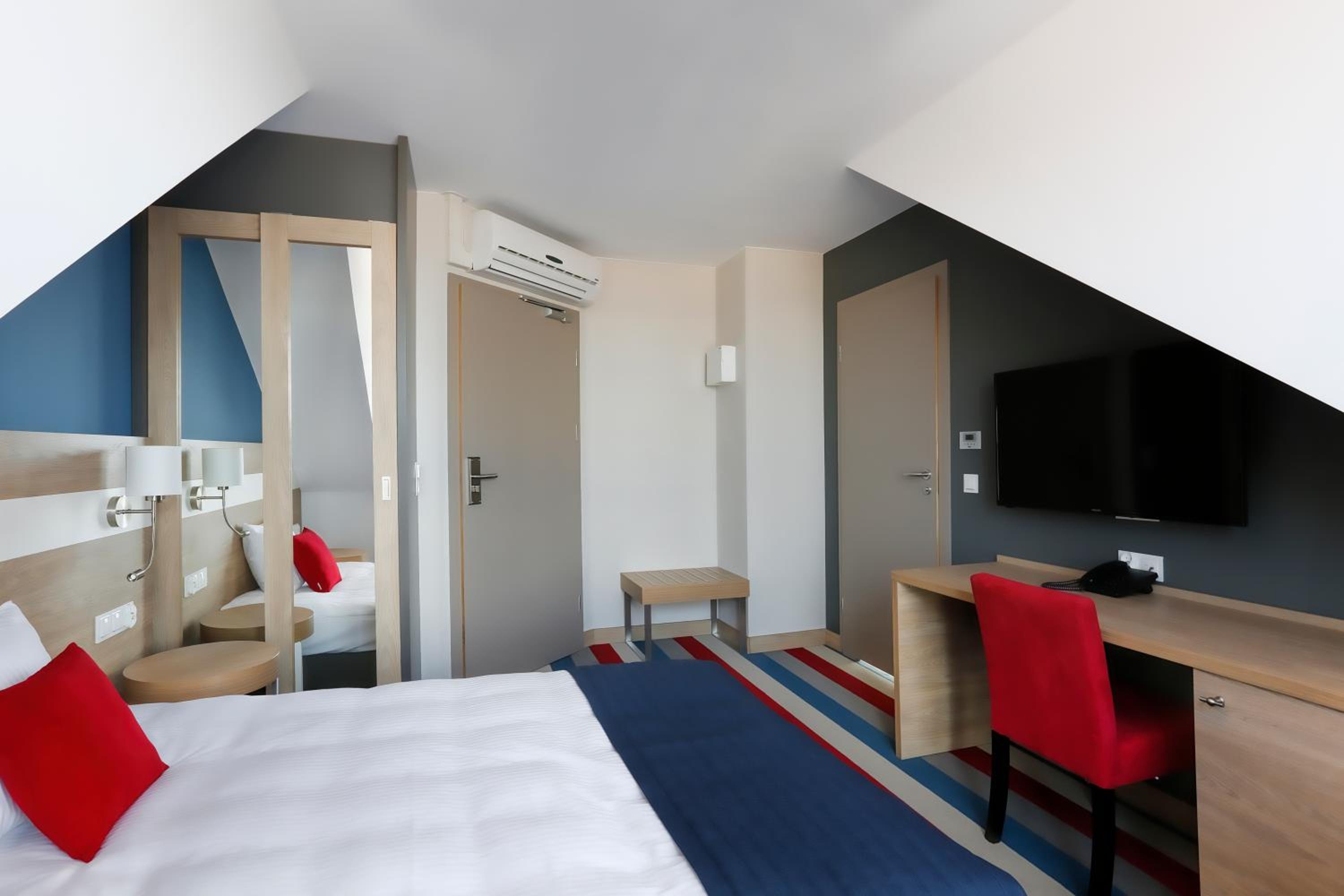 Standard Single Room photo 2