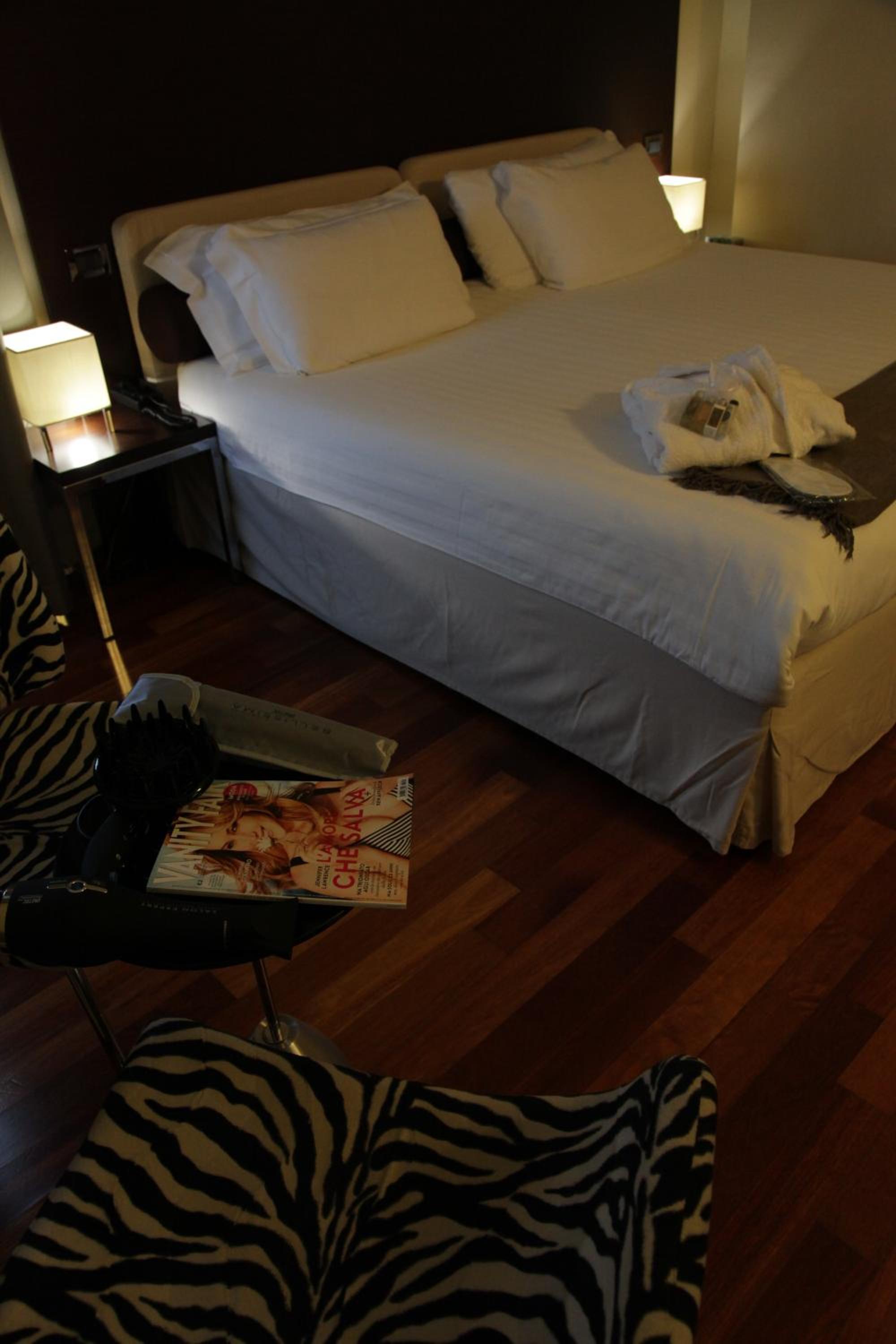 Executive Queen Room - Photo 2