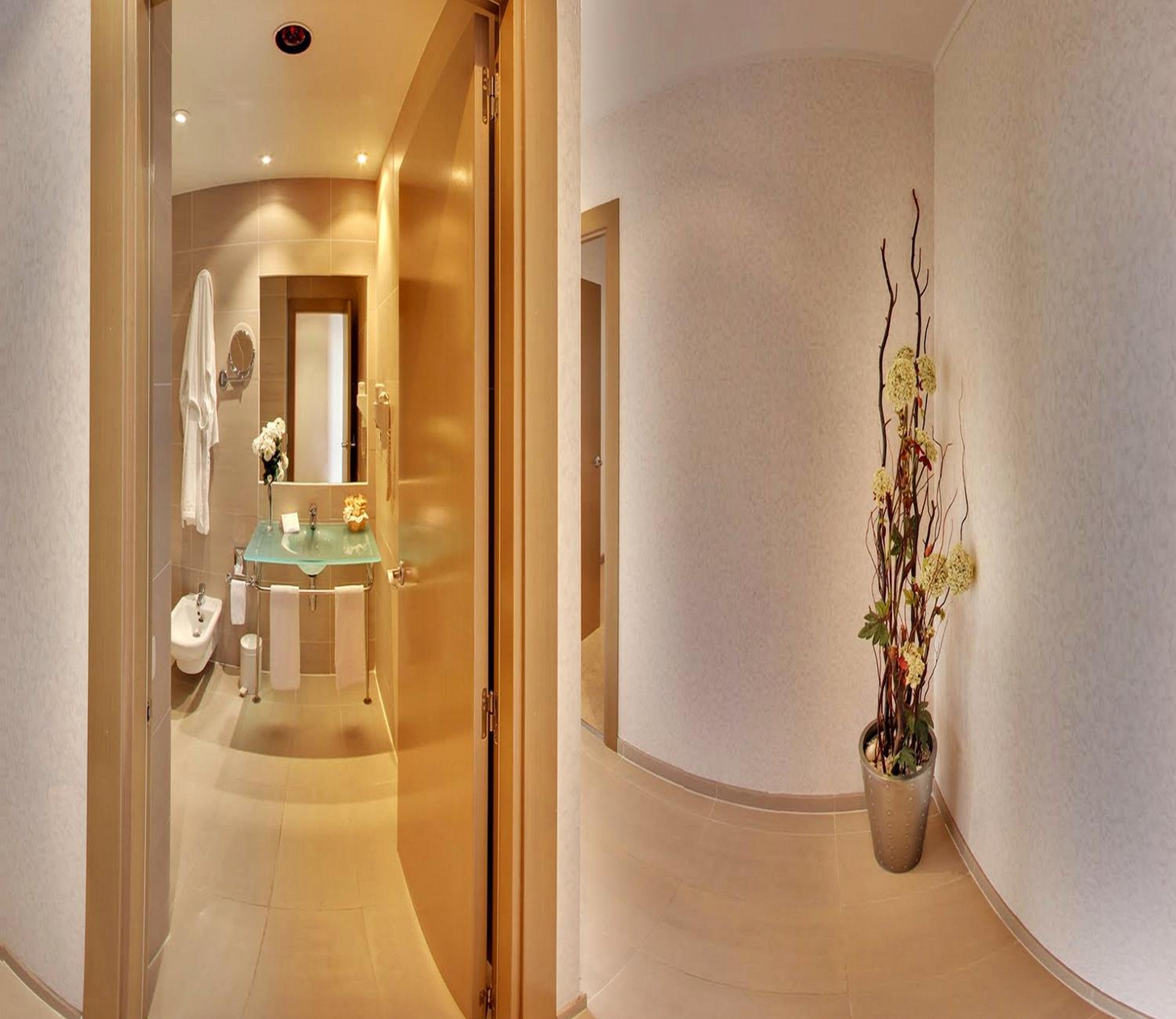 Junior Suite - Photo 12