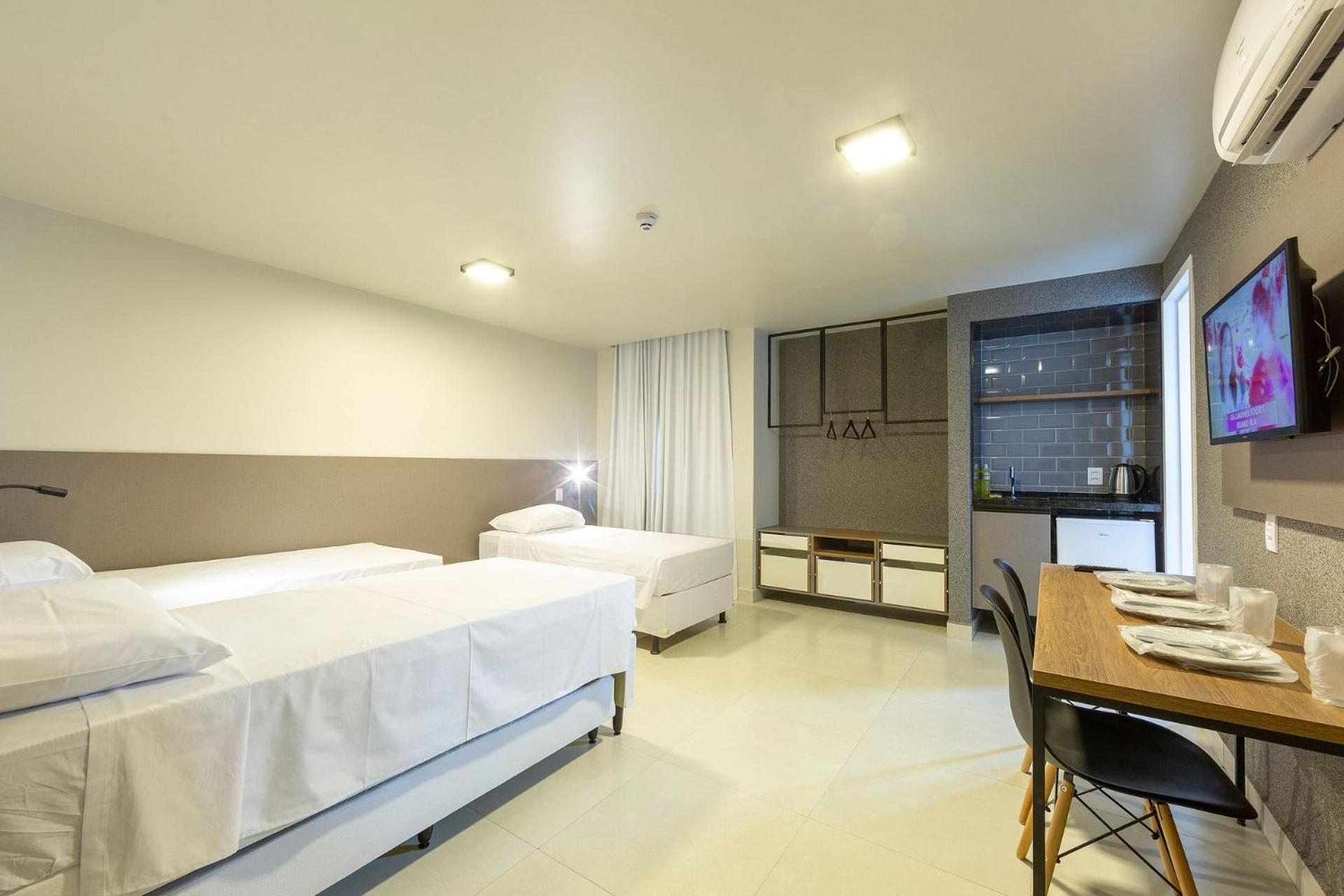 Superior Quadruple Room - Photo 12