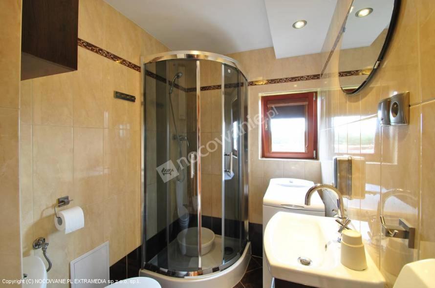 Three-Bedroom House photo 3