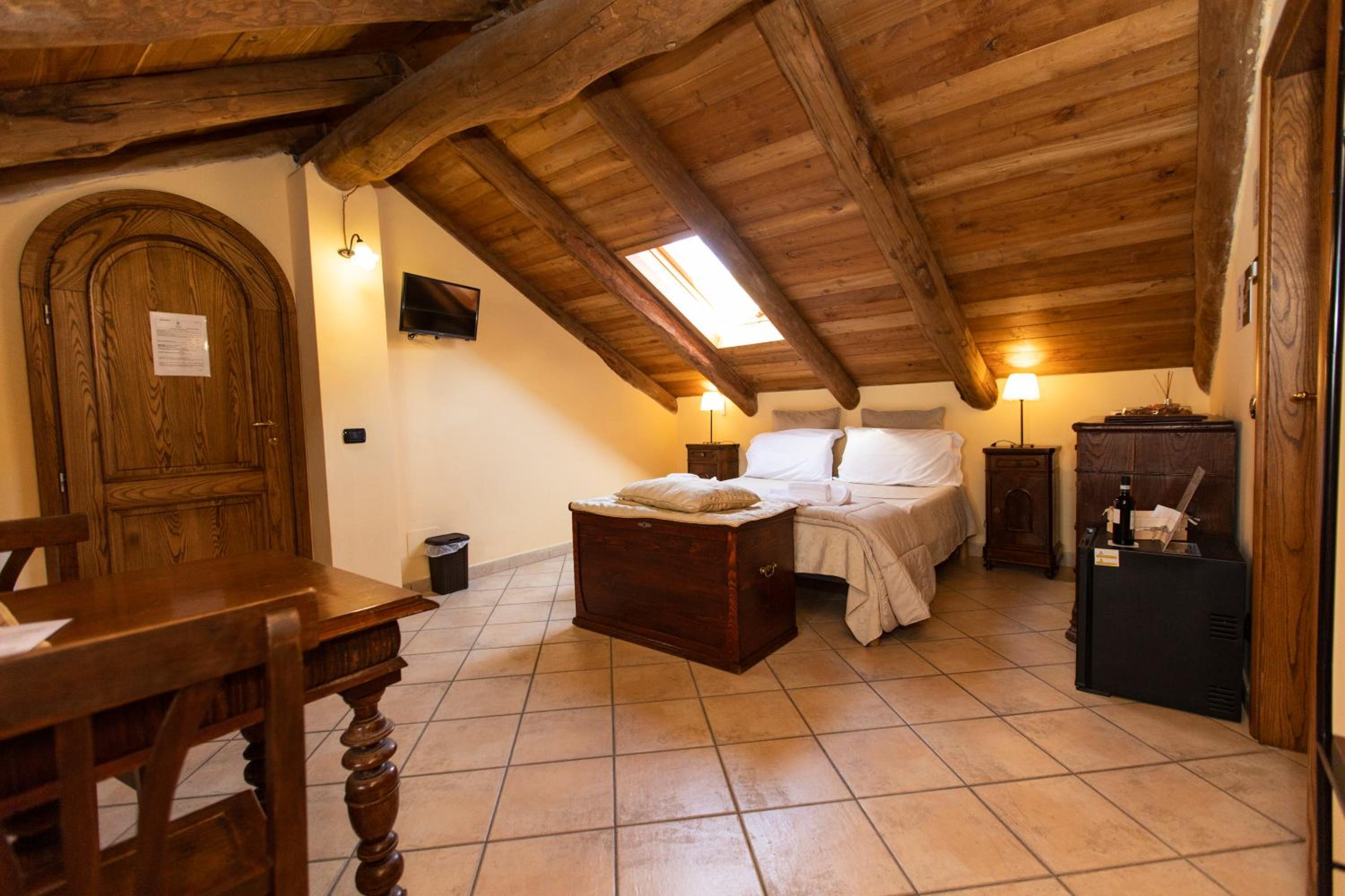 Classic Triple Room photo 1