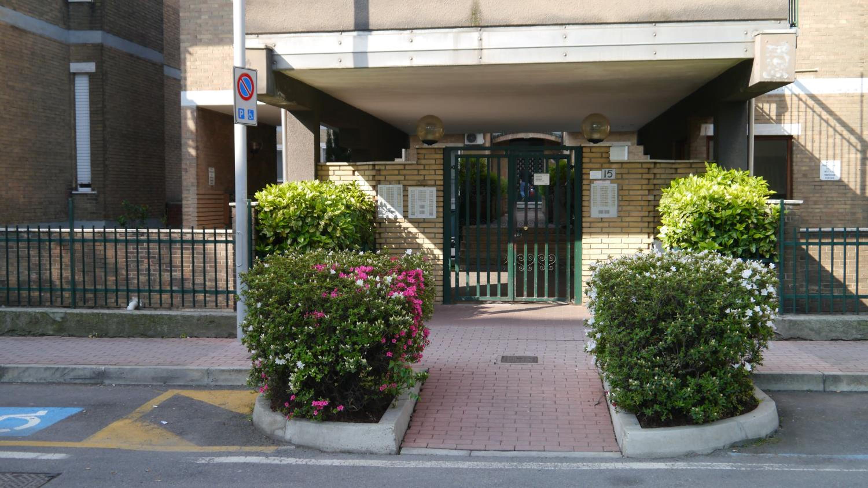 Apartment - Photo 27