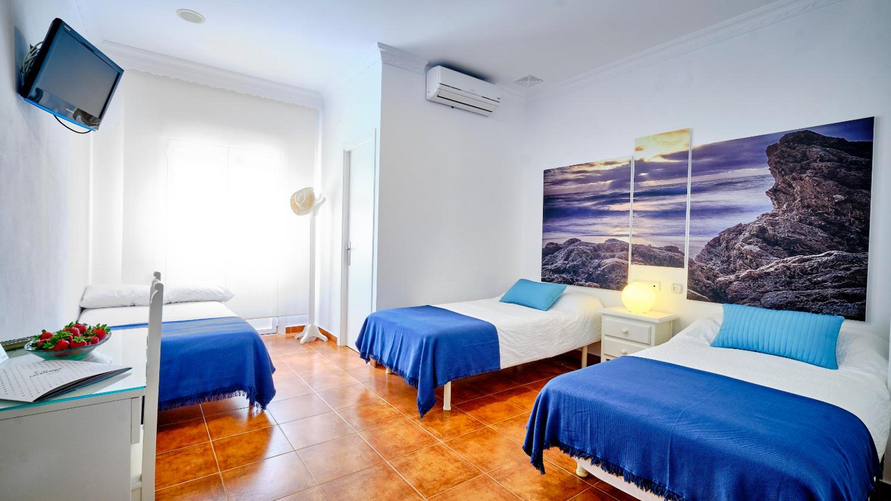 Triple Room - Photo 7