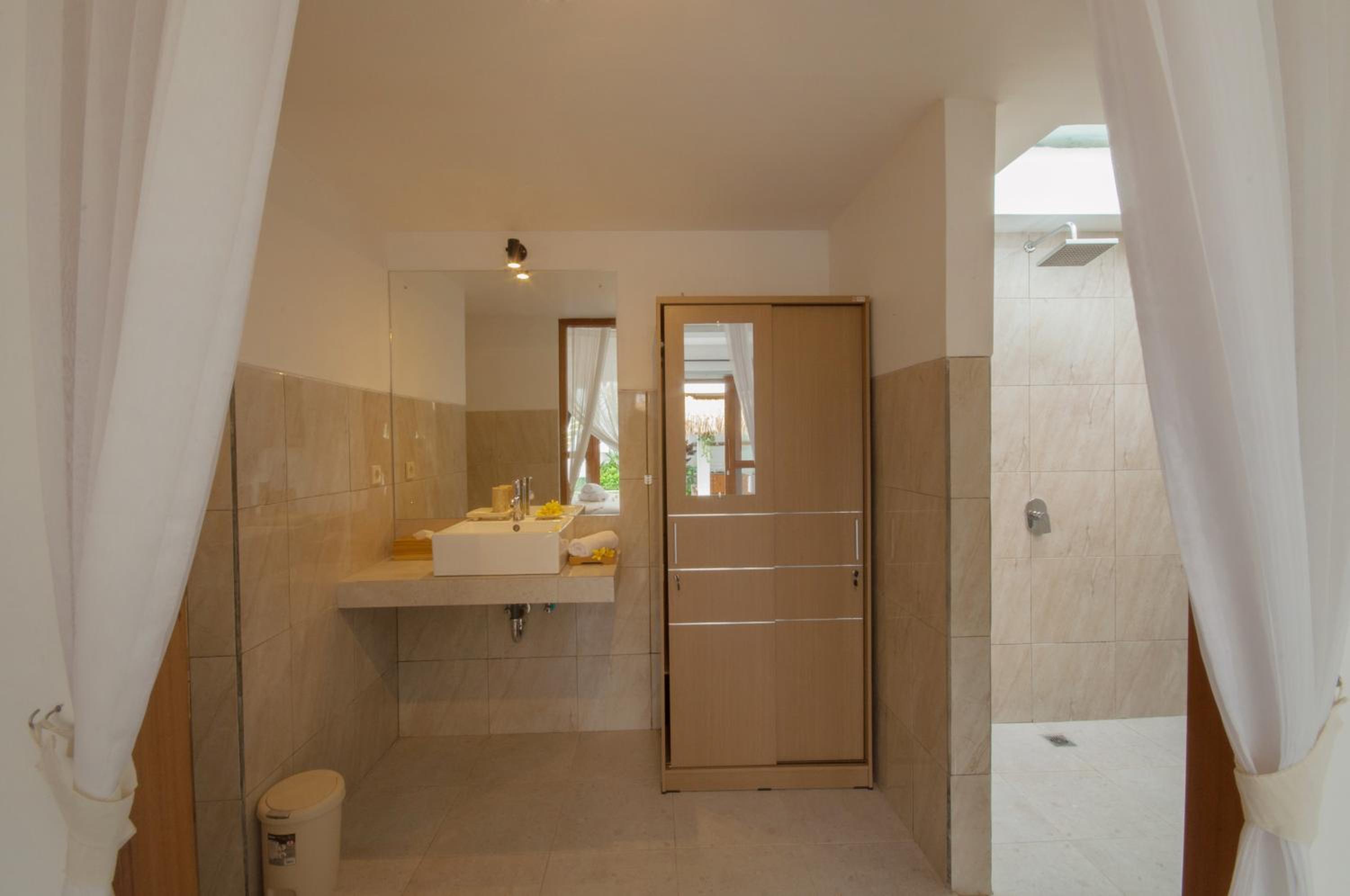 Two-Bedroom Villa - Photo 17