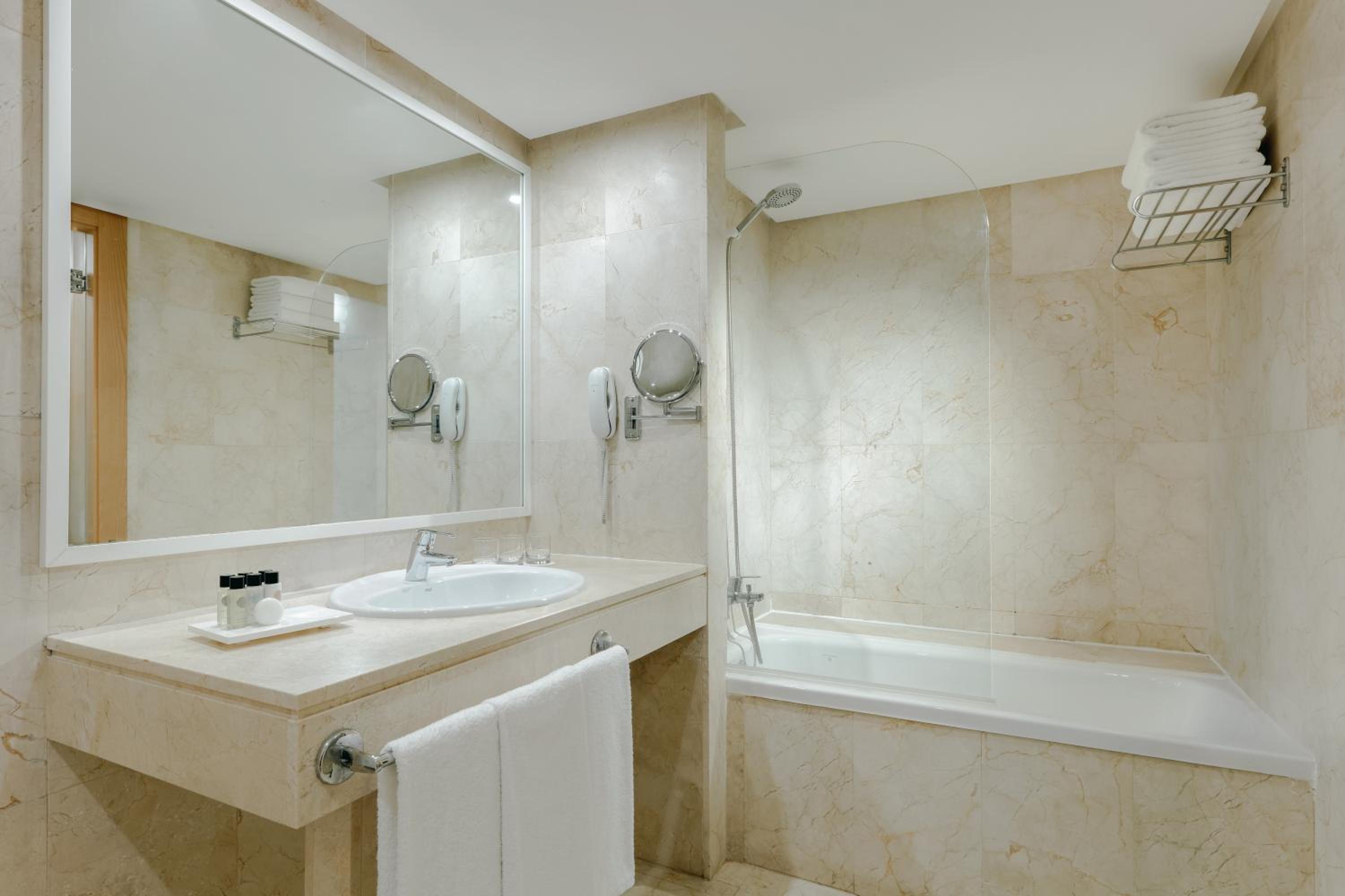 Standard Double or Twin Room with Extra Bed