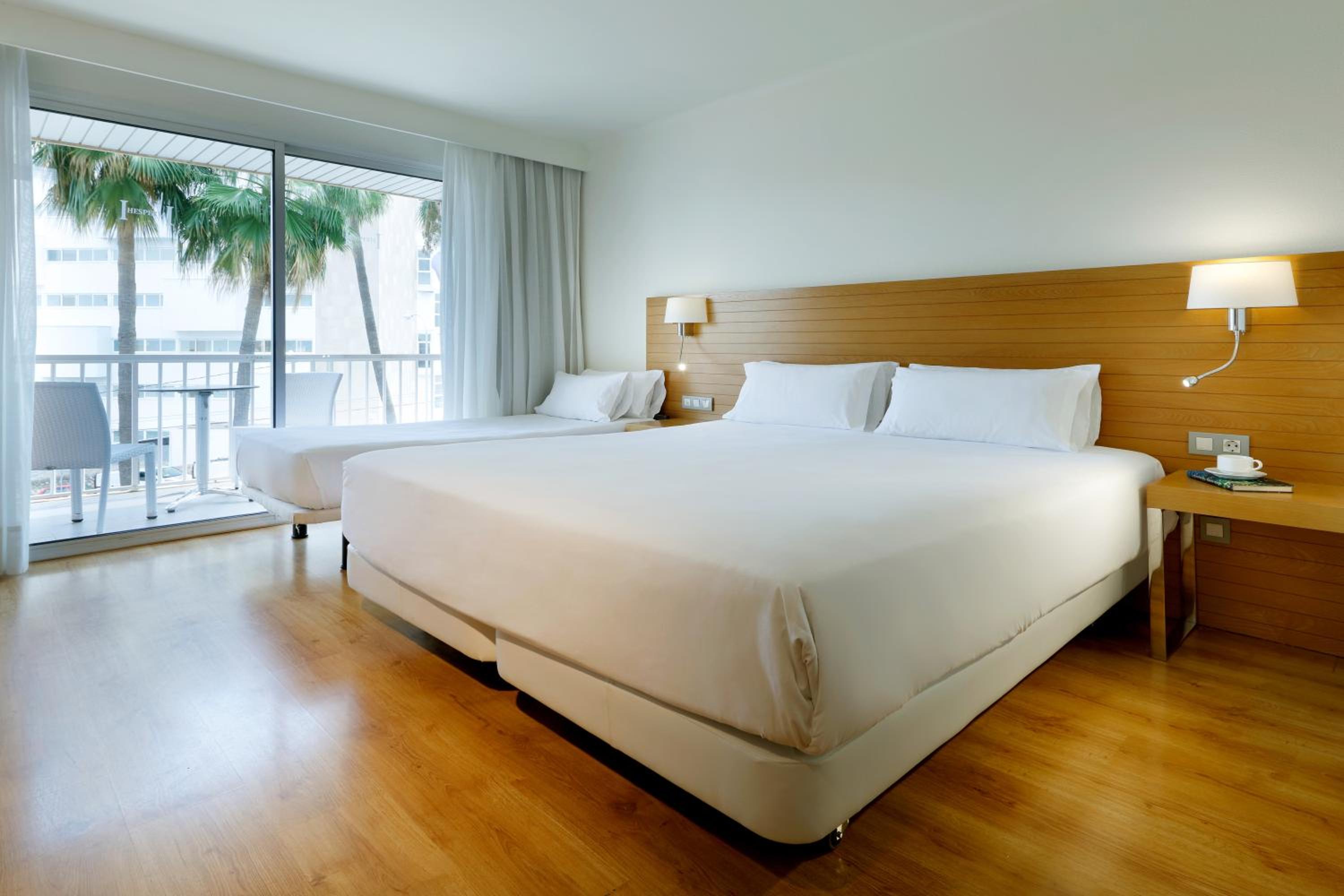 Standard Double or Twin Room with Extra bed (2 Adults + 1 Child)