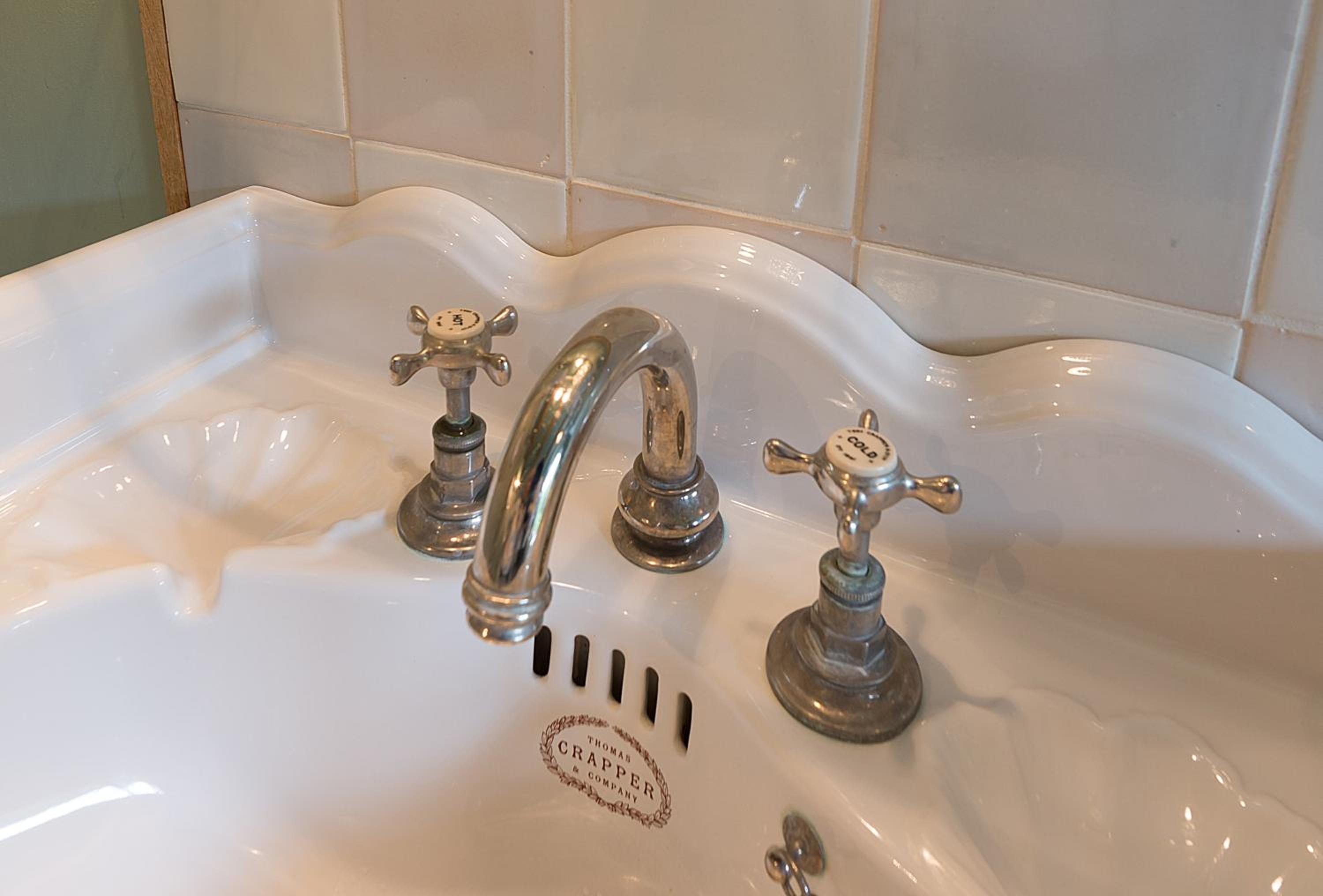 Deluxe King Suite photo 2