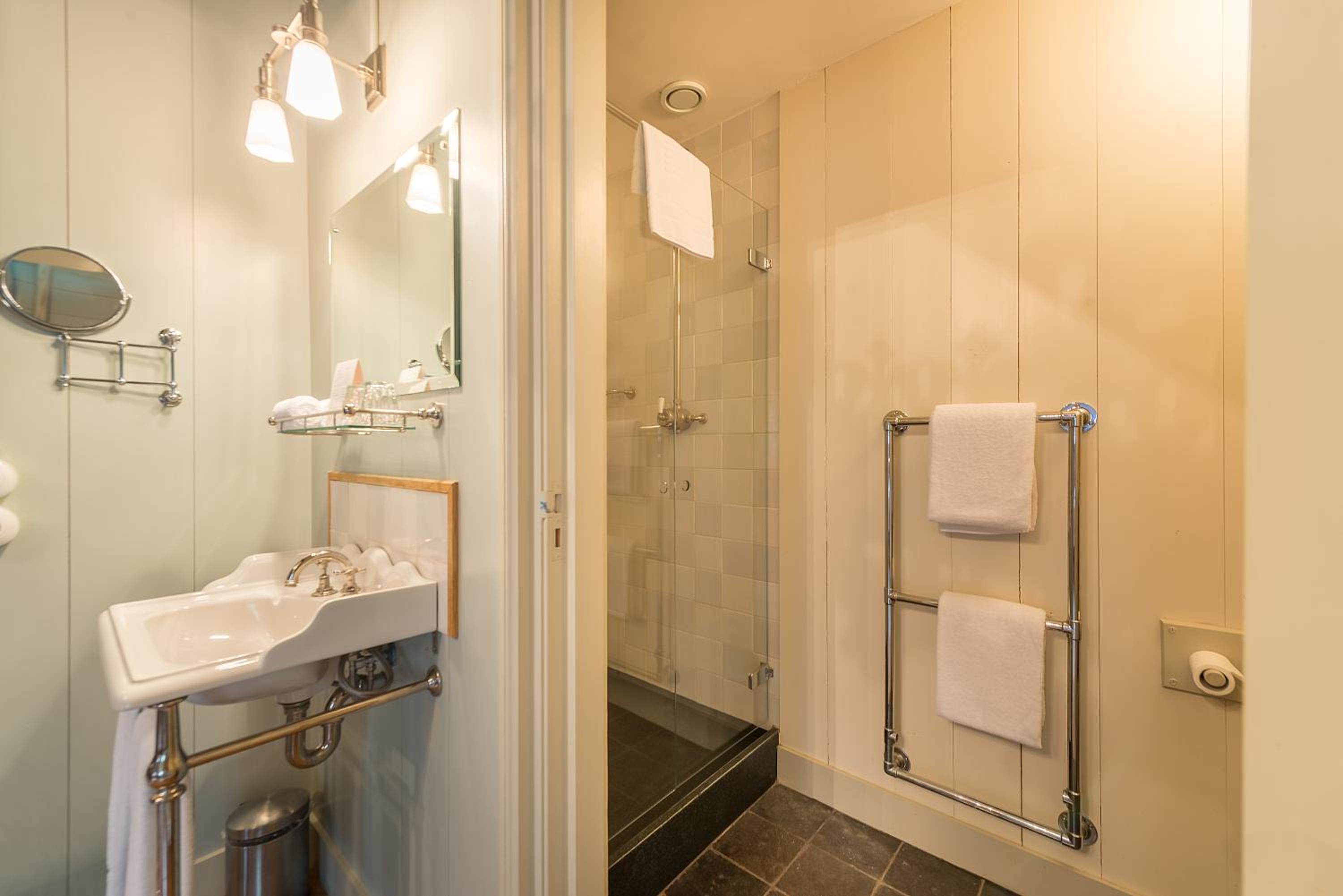 Standard Double or Twin Room with Garden View photo 3