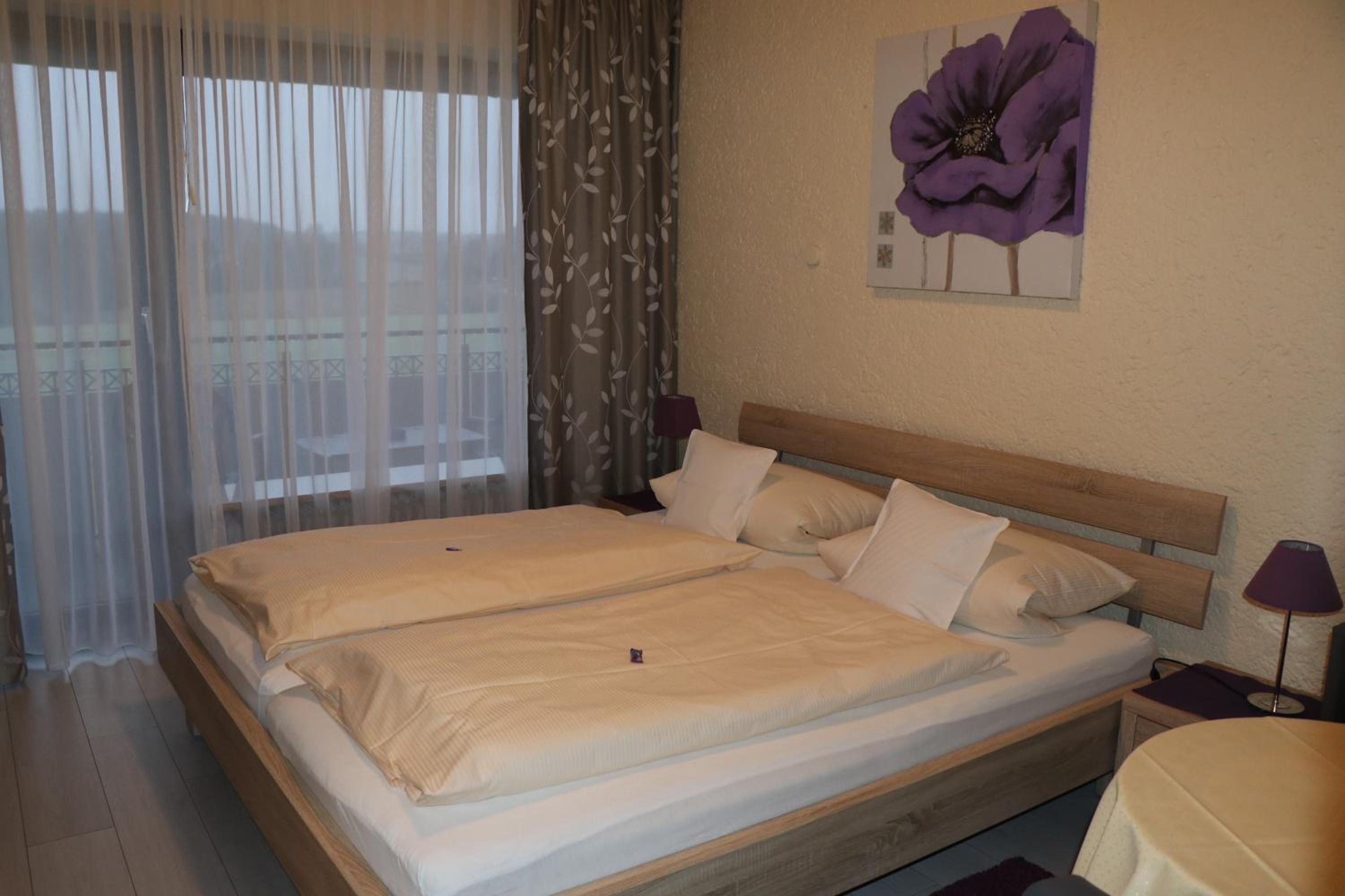 Double Room with Balcony photo 3
