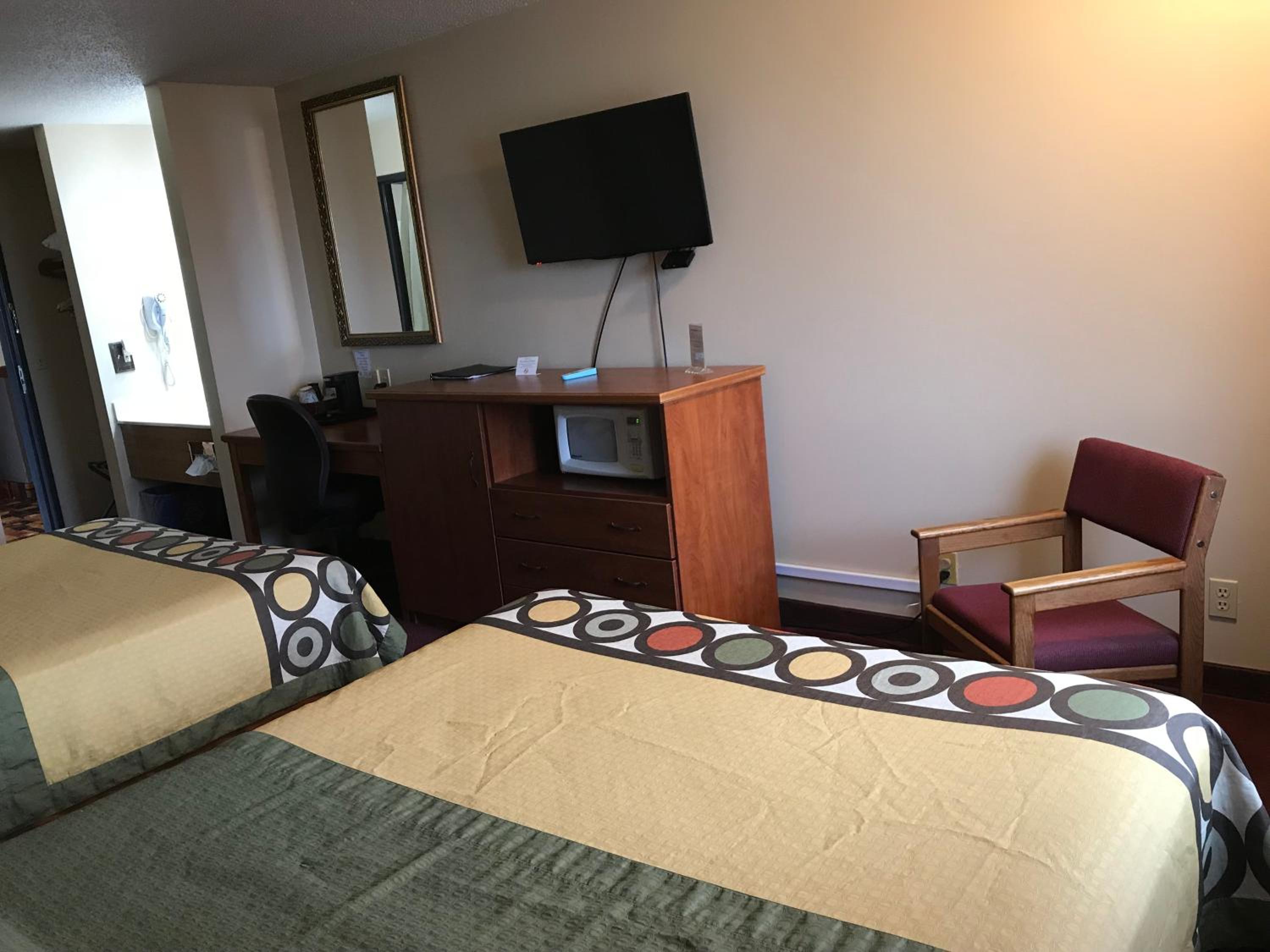 Double Room with Two Double Beds photo 1