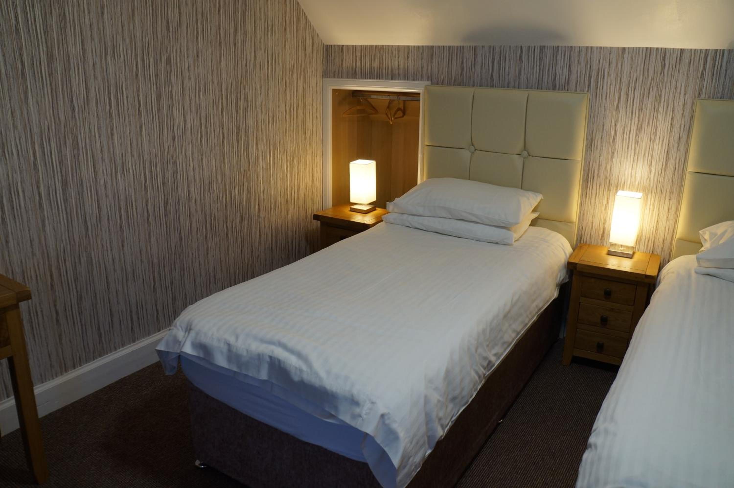 Superior Twin Room with Sea View photo 2