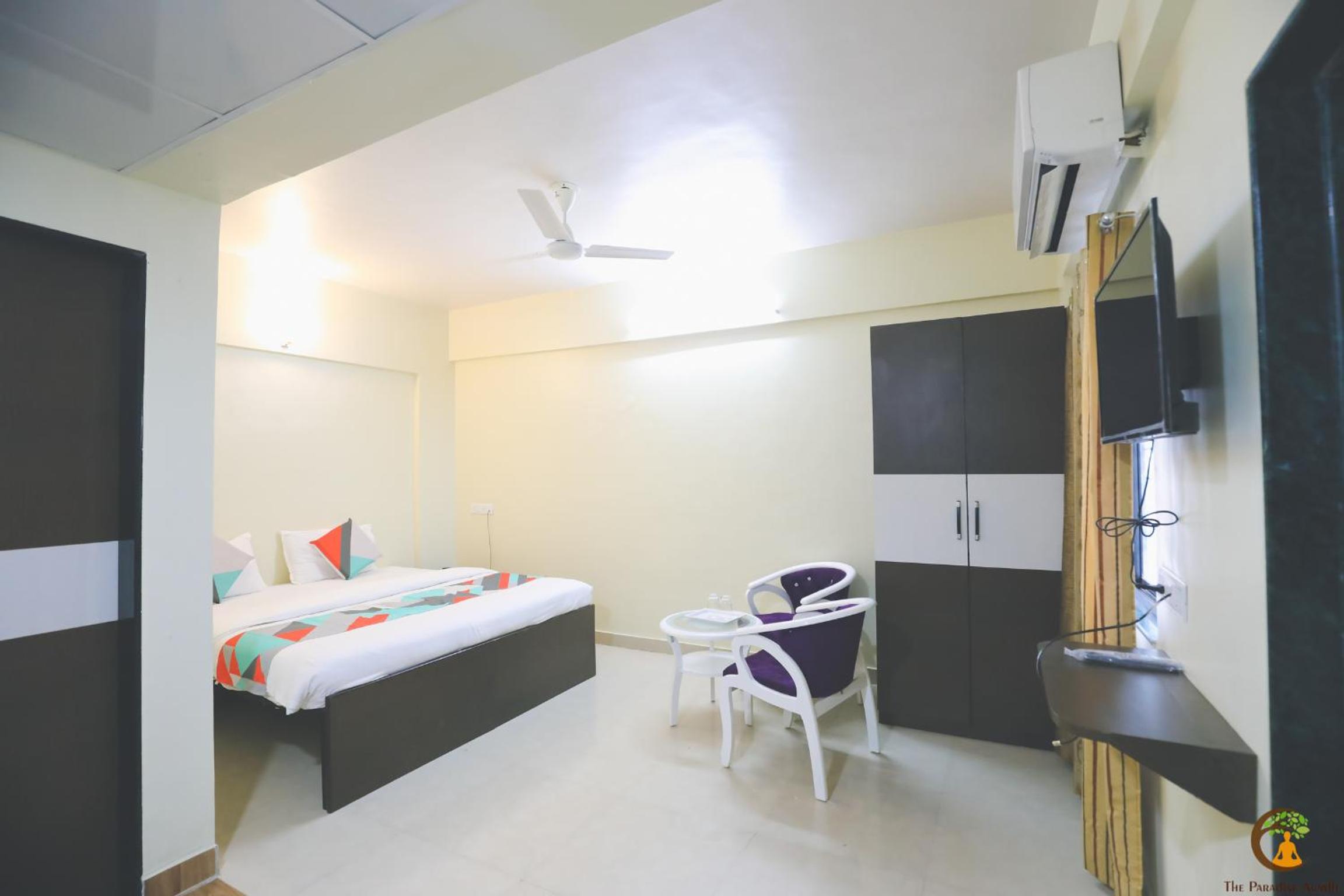 Premium Room with Balcony(India National Only) - Photo 9