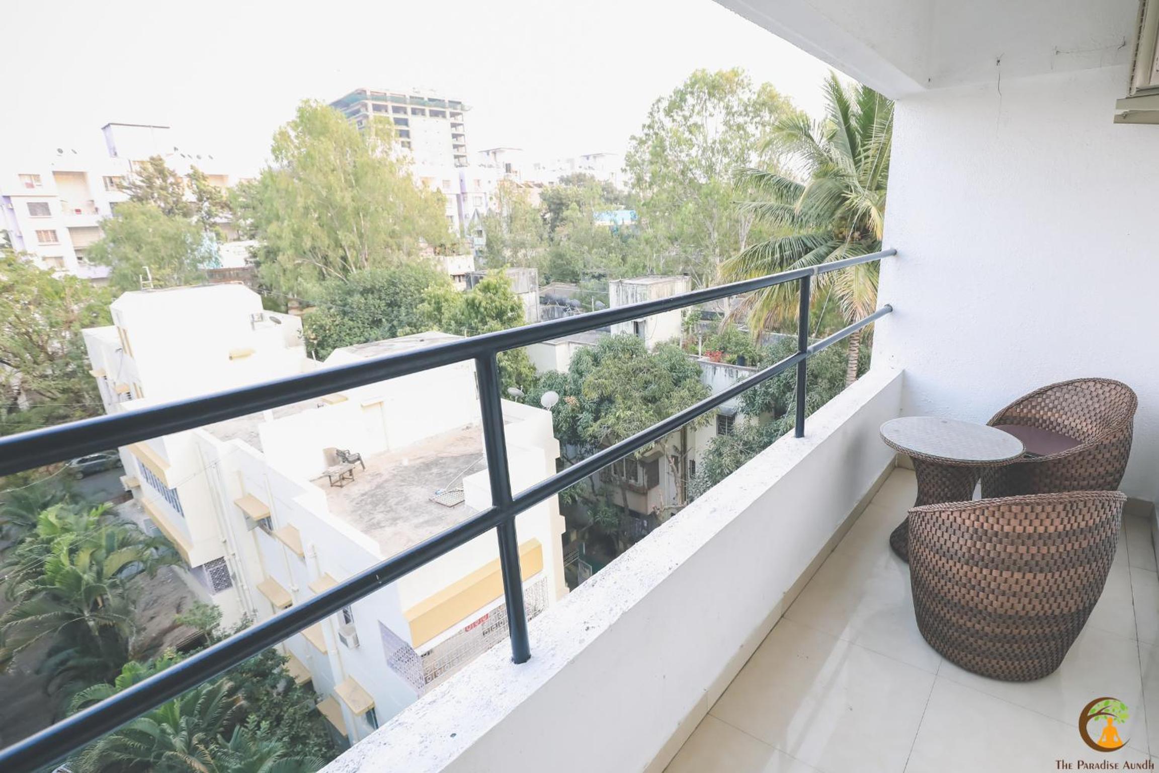 Premium Room with Balcony(India National Only) - Photo 5