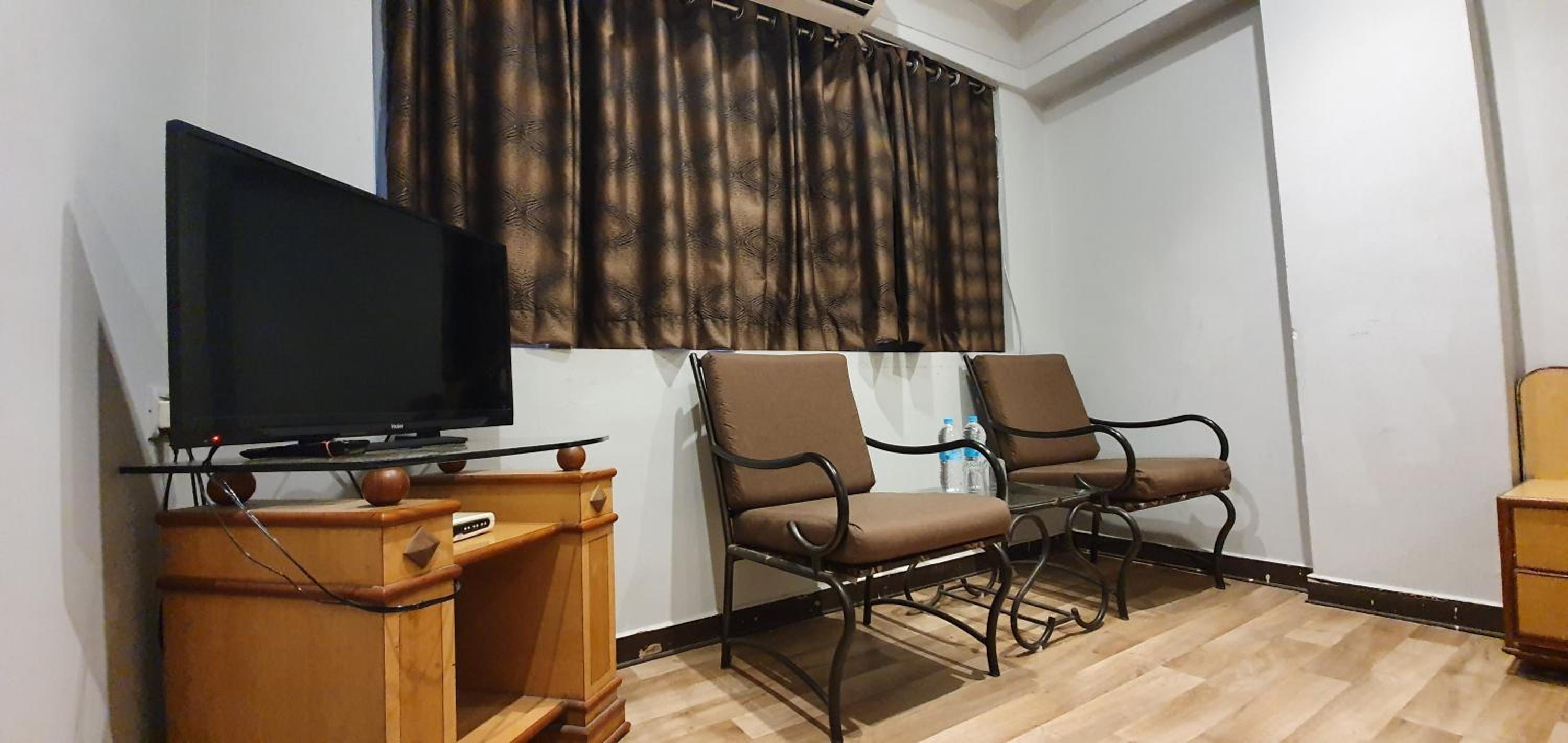 Standard Double Room with Fan photo 2