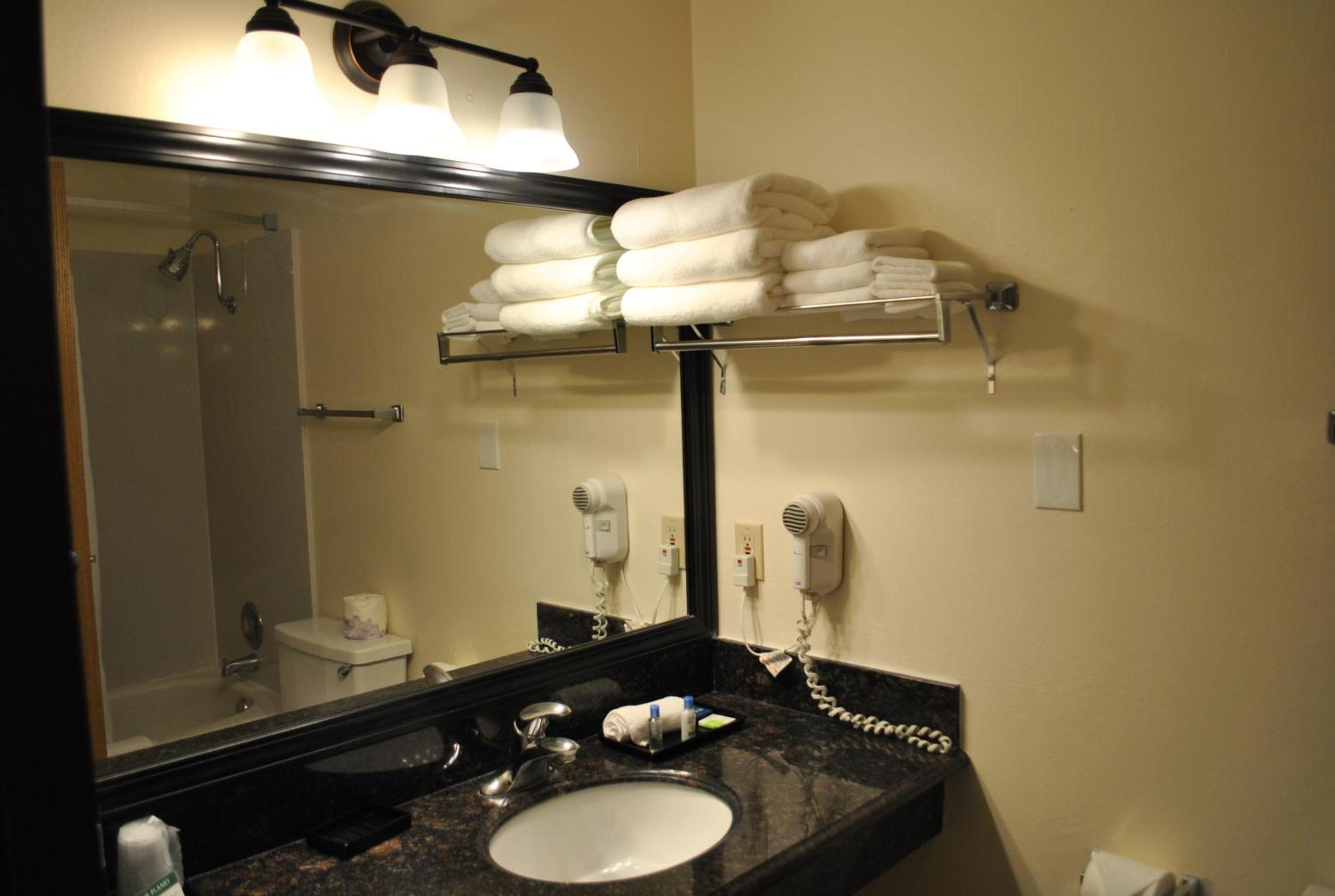 Superior King Room - Photo 4