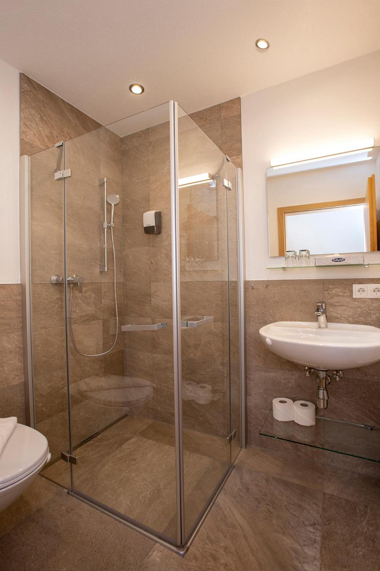 Deluxe Triple Room photo 3