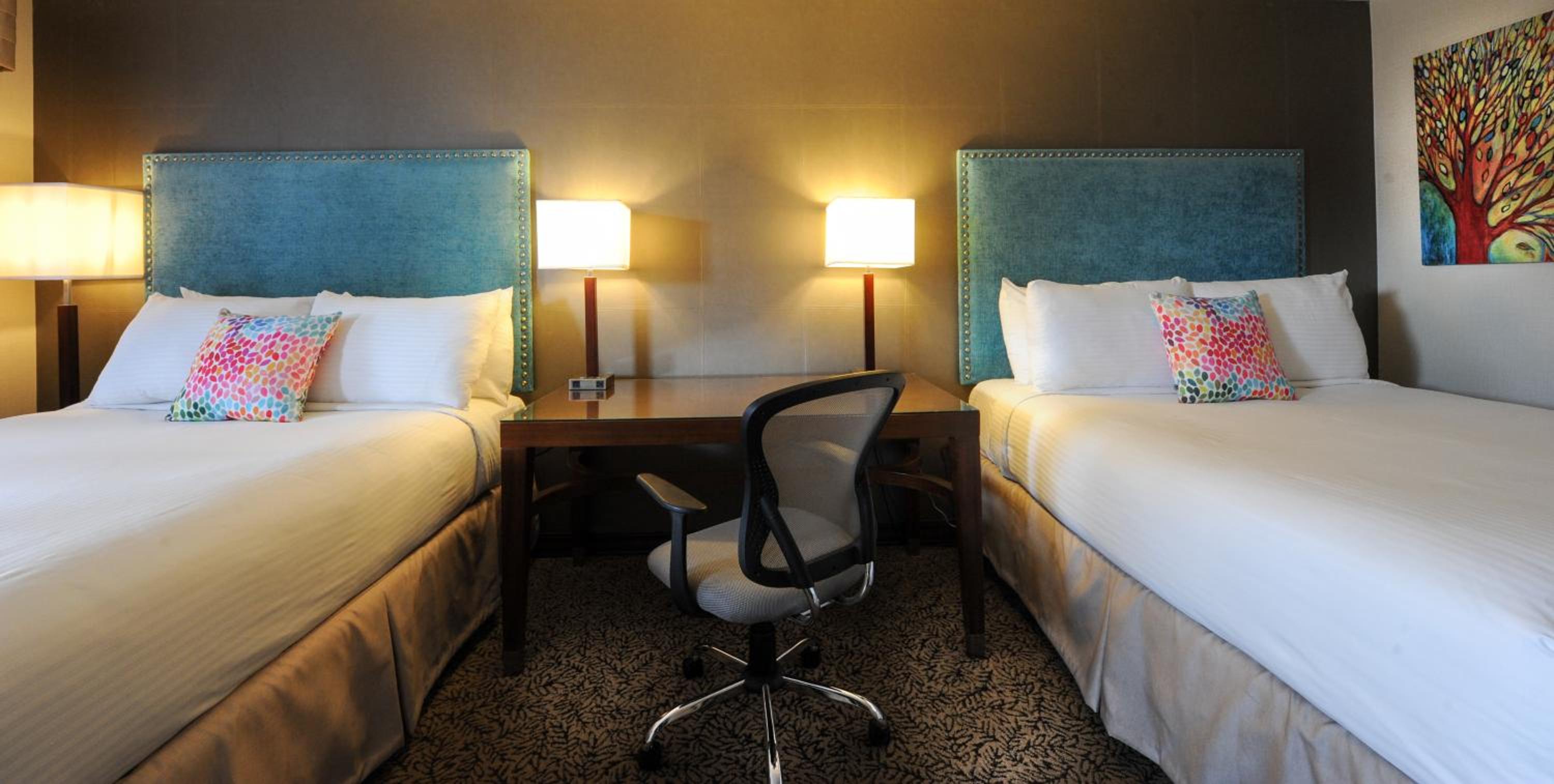 Deluxe Queen Room with Two Queen Beds - Photo 2