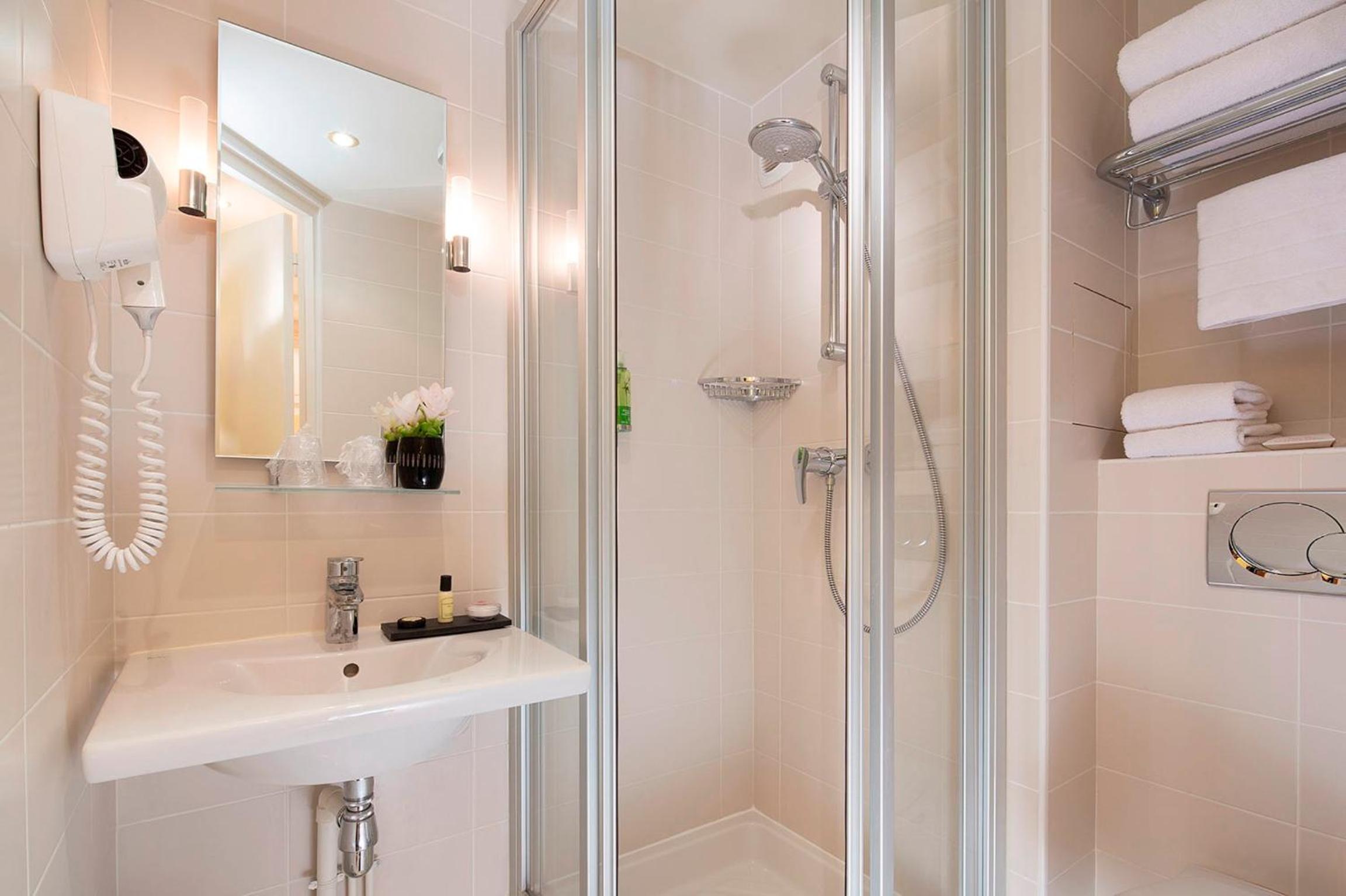 Standard Single Room photo 3