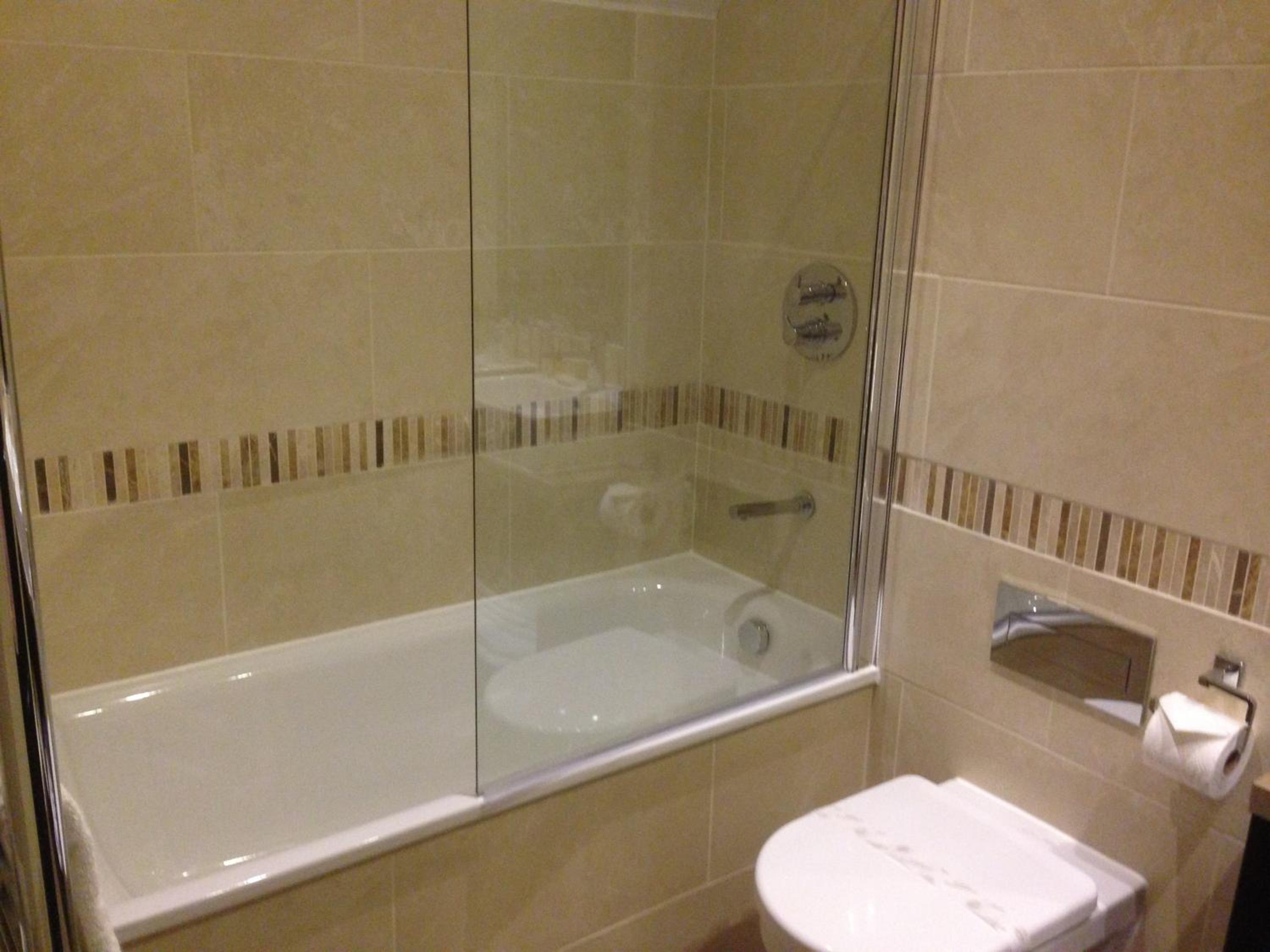 Standard Double or Twin Room photo 3