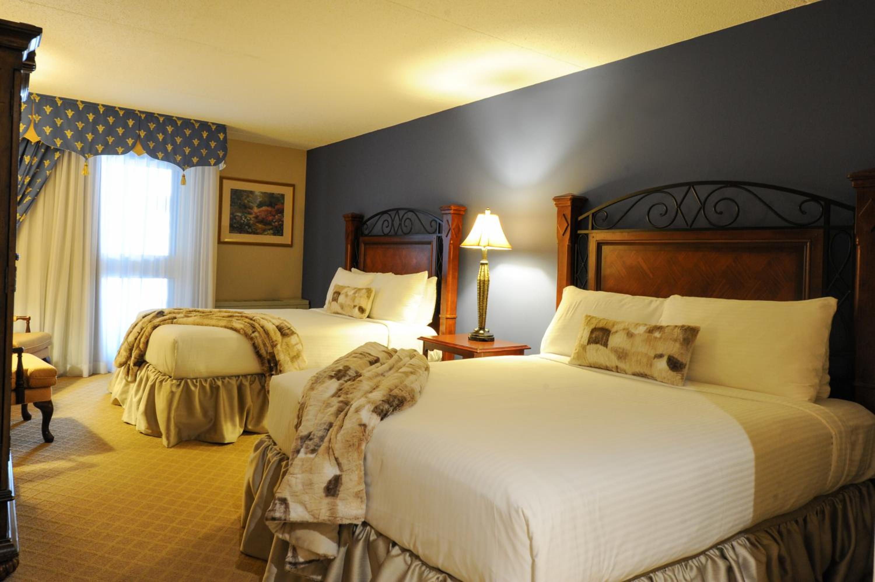 Superior Queen Room with Two Queen Beds - Photo 1